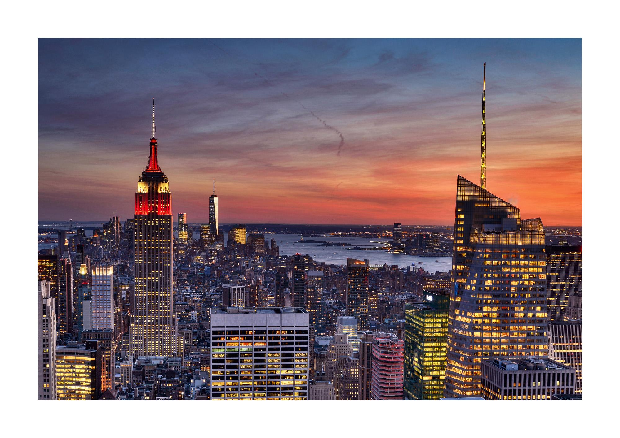 New York Manhattan Landscape, Color Photography Fine Art Print by Rainer Martini In New Condition For Sale In Epfach, DE
