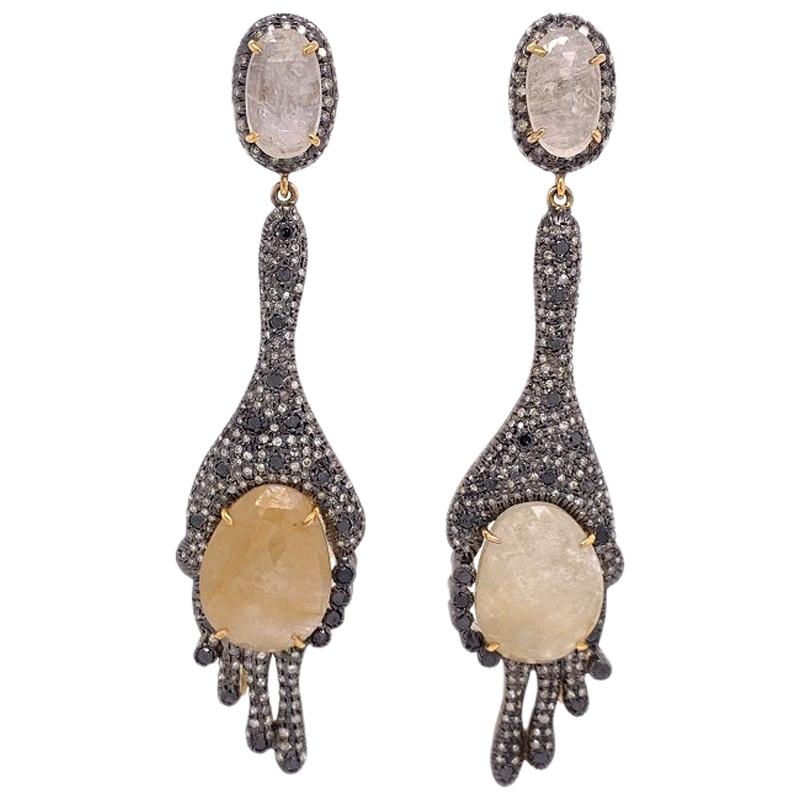 Boucles d'oreilles en goutte Lucea New York en pierre de lune, saphir et diamant