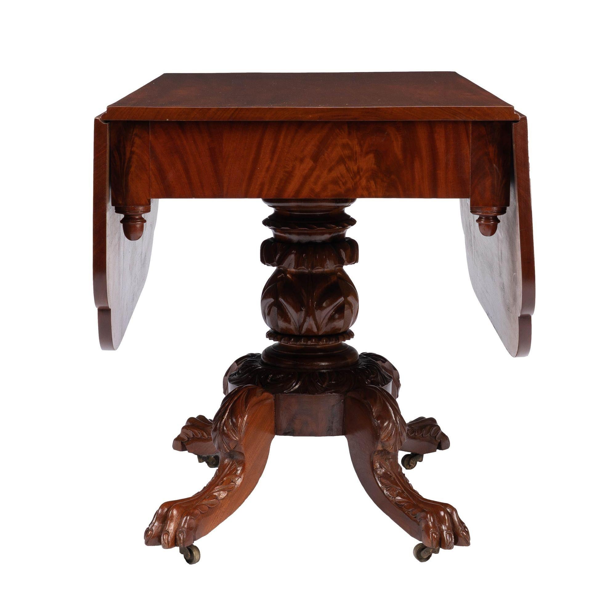 19th Century New York Neoclassic Drop Leaf Breakfast Table, c. 1825 For Sale