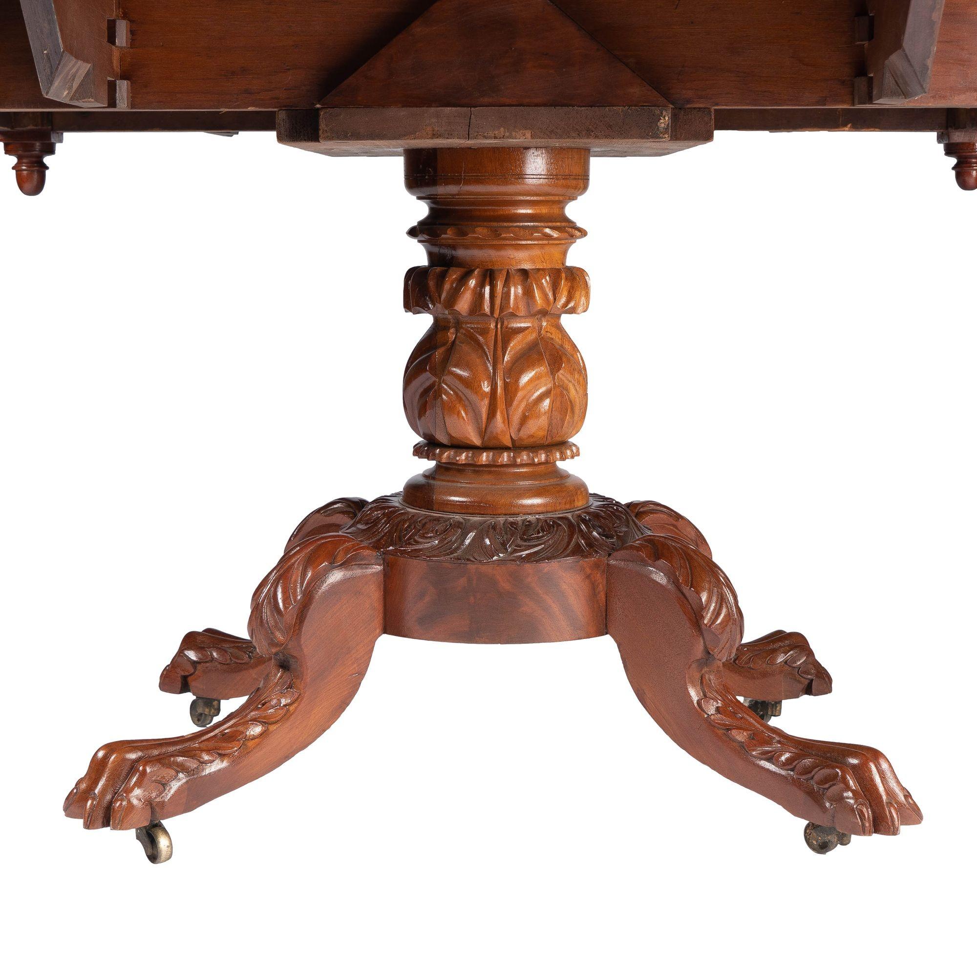 New York Neoclassic Drop Leaf Breakfast Table, c. 1825 For Sale 2