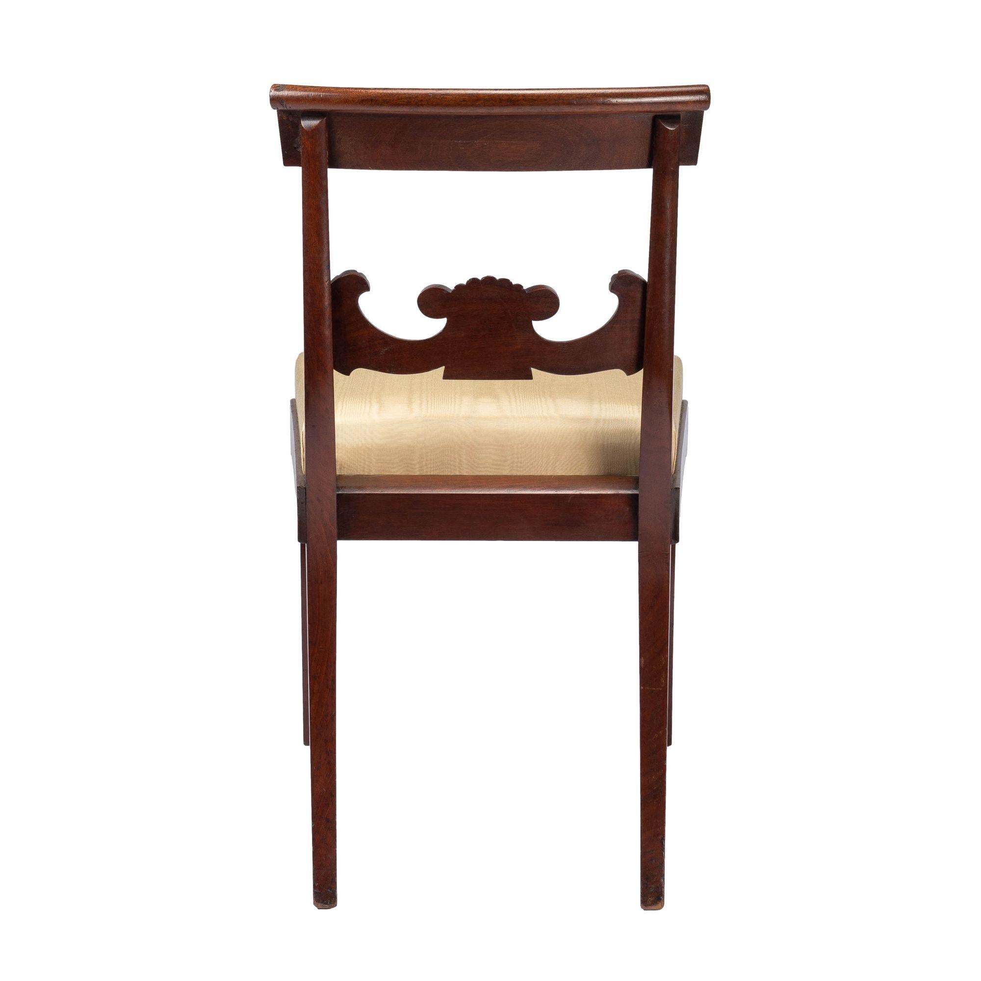 New York Neoclassic Klismos Side Chair in Honduran Mahogany, '1815' In Excellent Condition In Kenilworth, IL