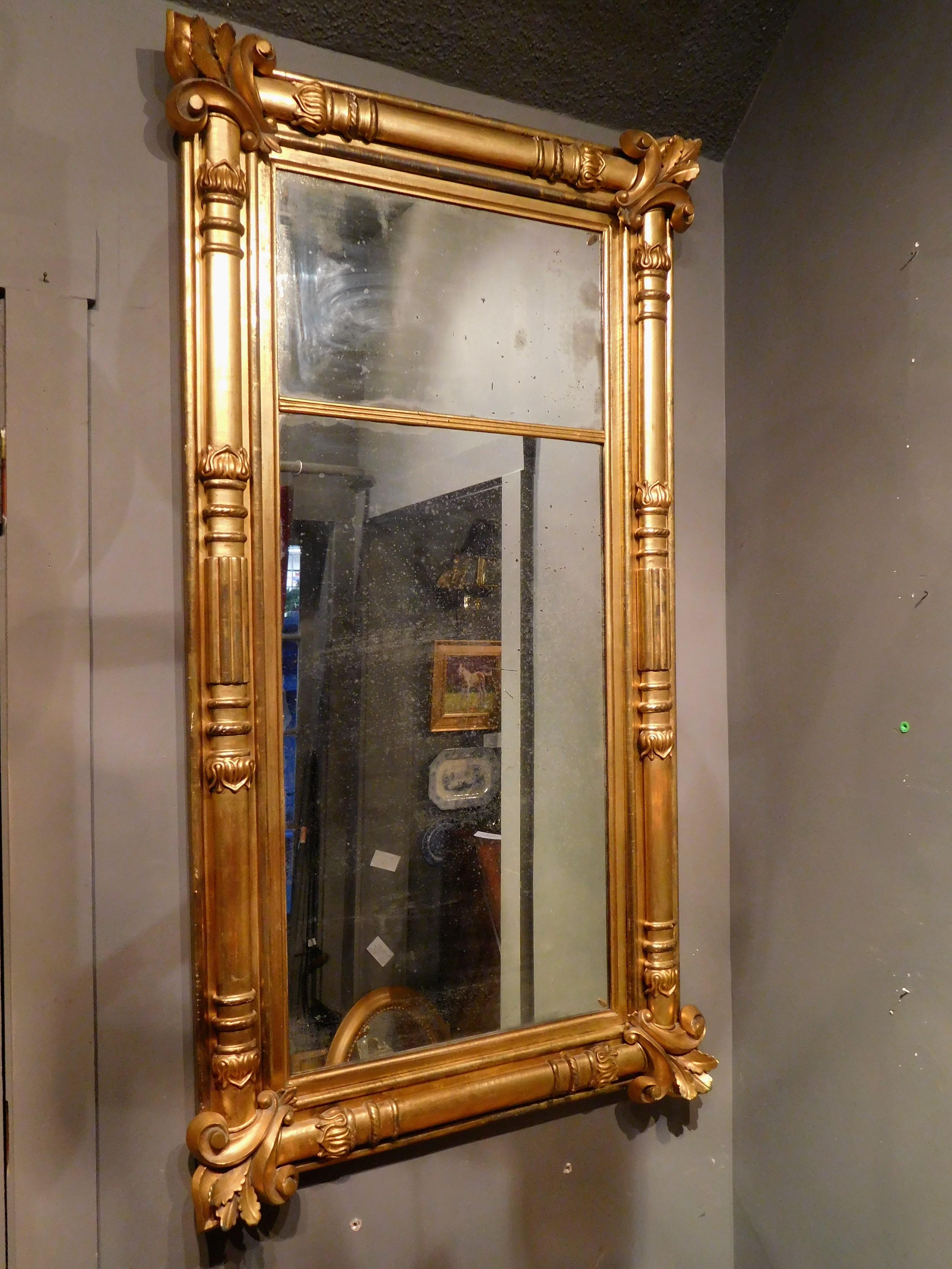 New York Neoclassical Mirror, French Restauration Influence and with Provenance In Good Condition In Quechee, VT