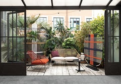 Tabouret bas Soleil de New York avec cadre en corde grise et pieds noirs de Sergio Bicego