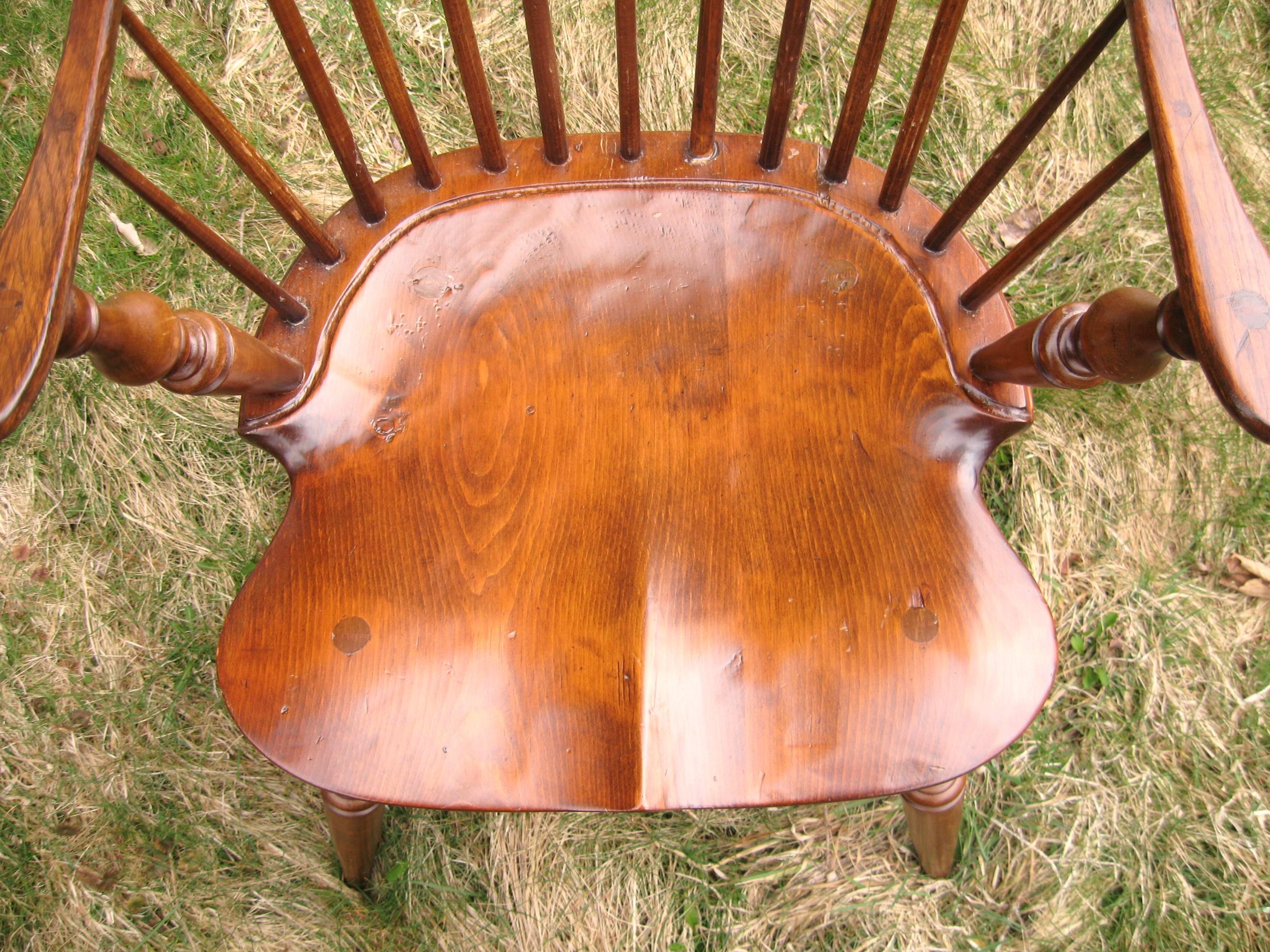 New York Style Windsor Chair Continuous Arm 9