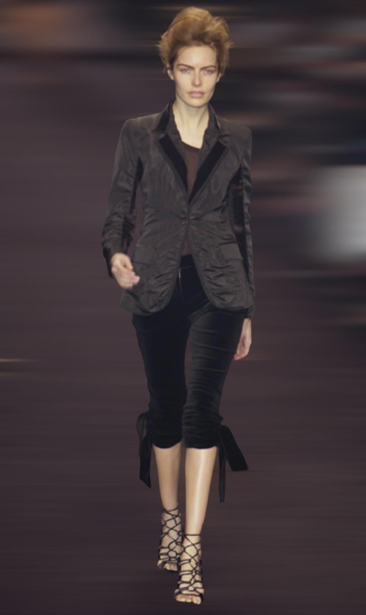 Yves Saint Laurent Tom Ford - Pantalon « Pirate » en cuir marron avec nœud papillon, taille 38, automne-hiver 2002, état neuf en vente 6