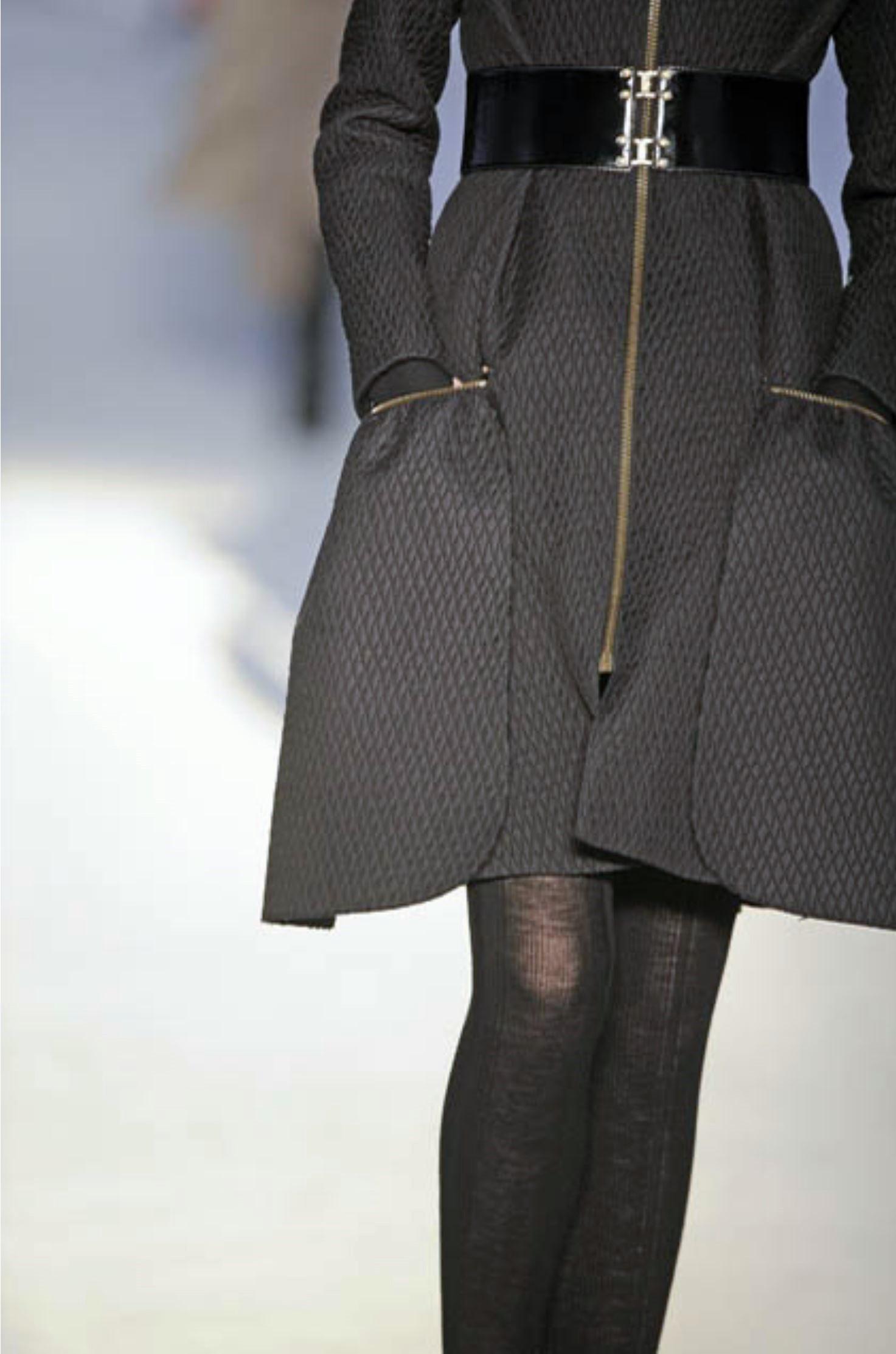 New Yves Saint Laurent YSL F/W 2008 Naomi Campbell Quilted Coat Dress Sz Fr42 For Sale 8