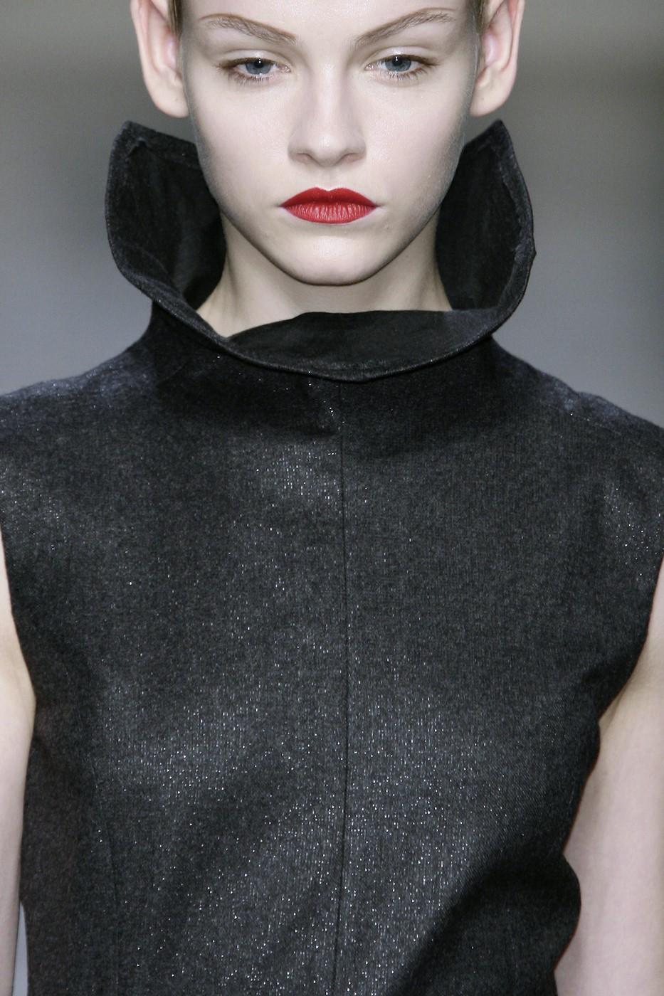 Yves Saint Laurent YSL F/W 2009 Runway - Robe en lurex de laine, taille FR 38 avec étiquettes en vente 7