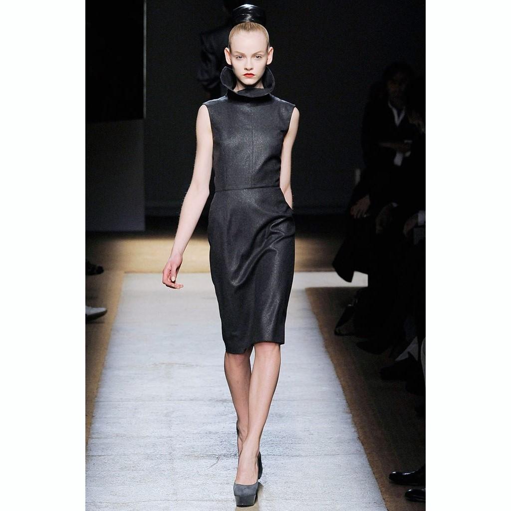 Yves Saint Laurent YSL F/W 2009 Runway - Robe en lurex de laine, taille FR 38 avec étiquettes en vente 5