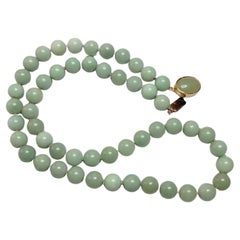 Vintage New Zealand Green Inanga Nephrite Necklace