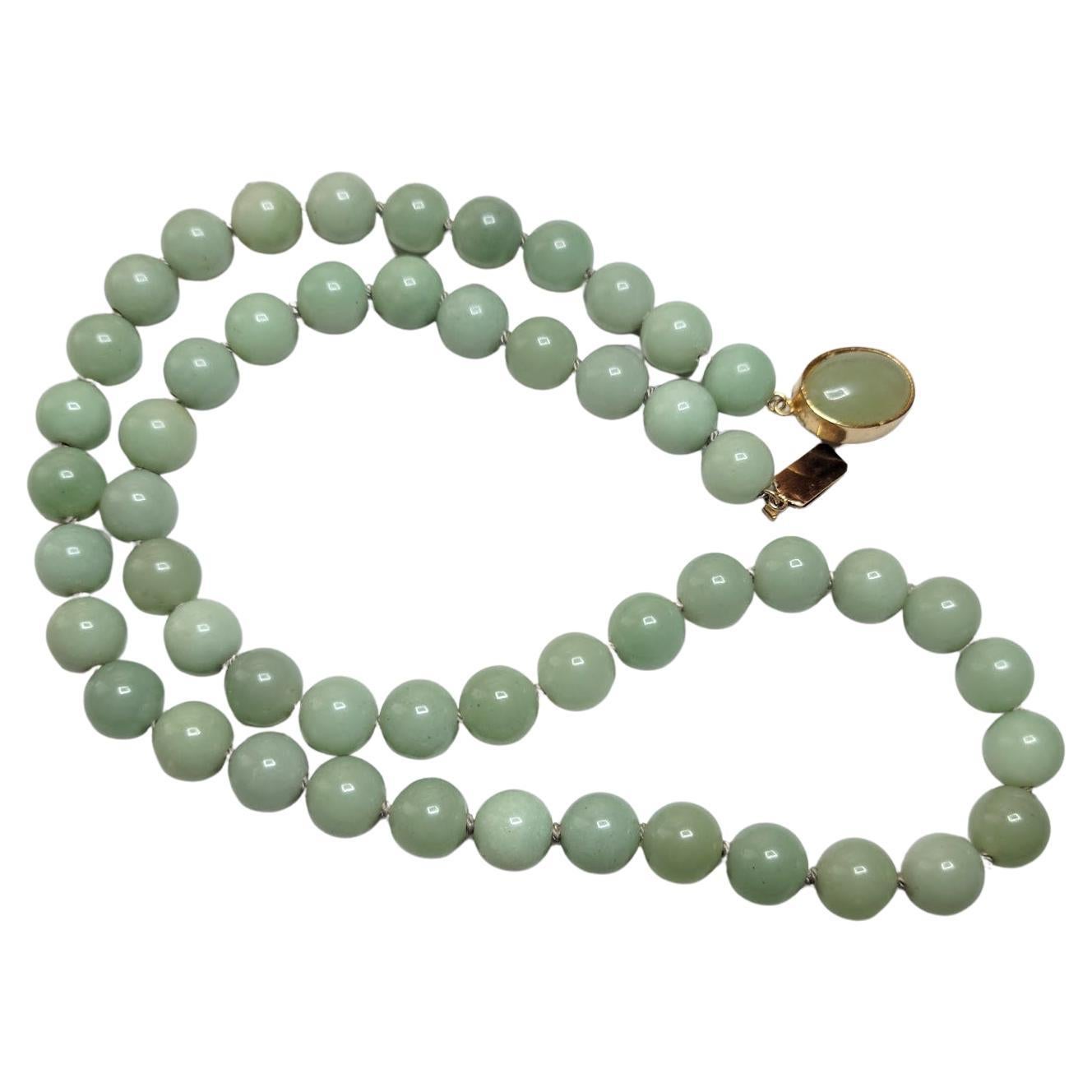 New Zealand Green Jade Nephrite Necklace For Sale