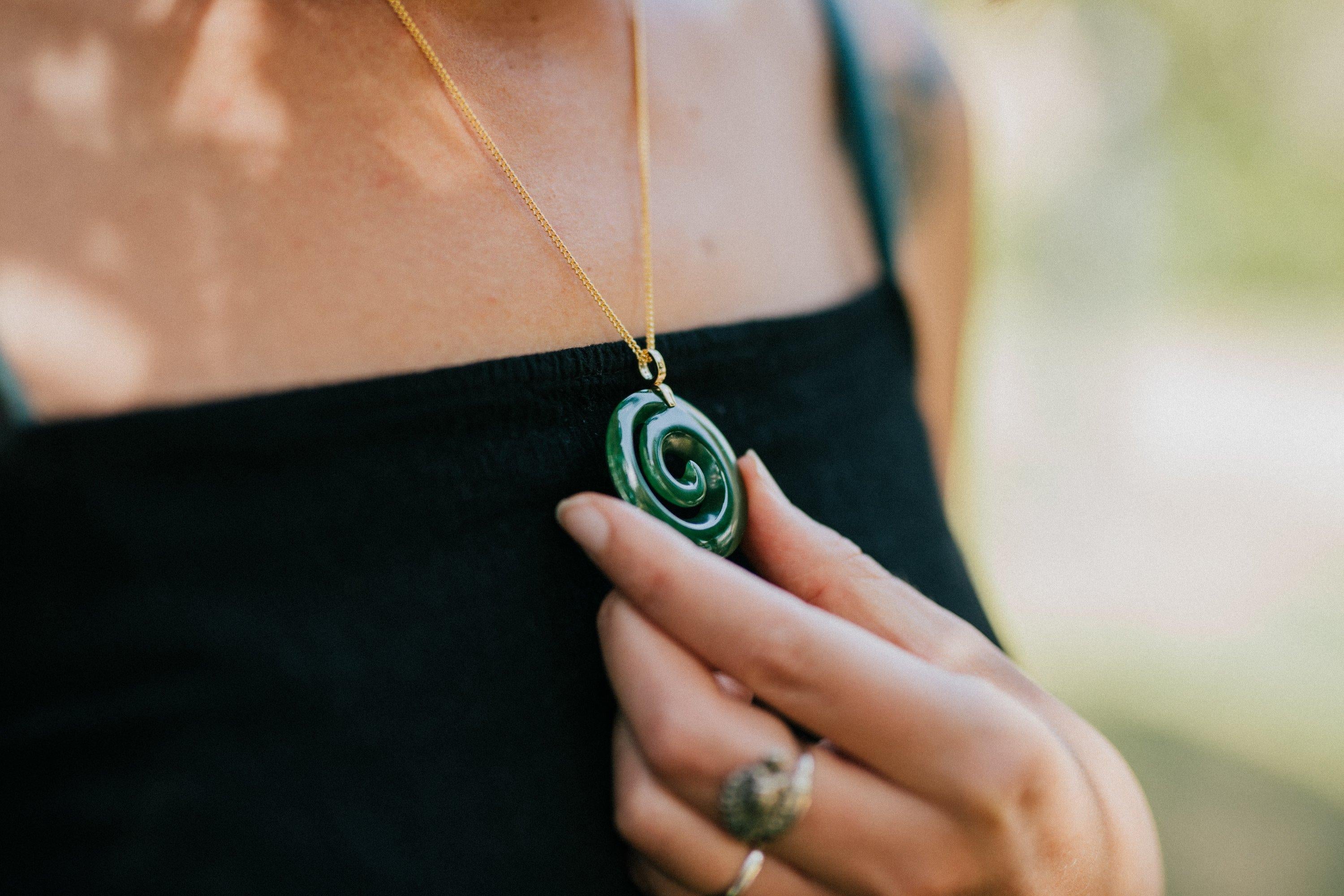 jade maori necklace