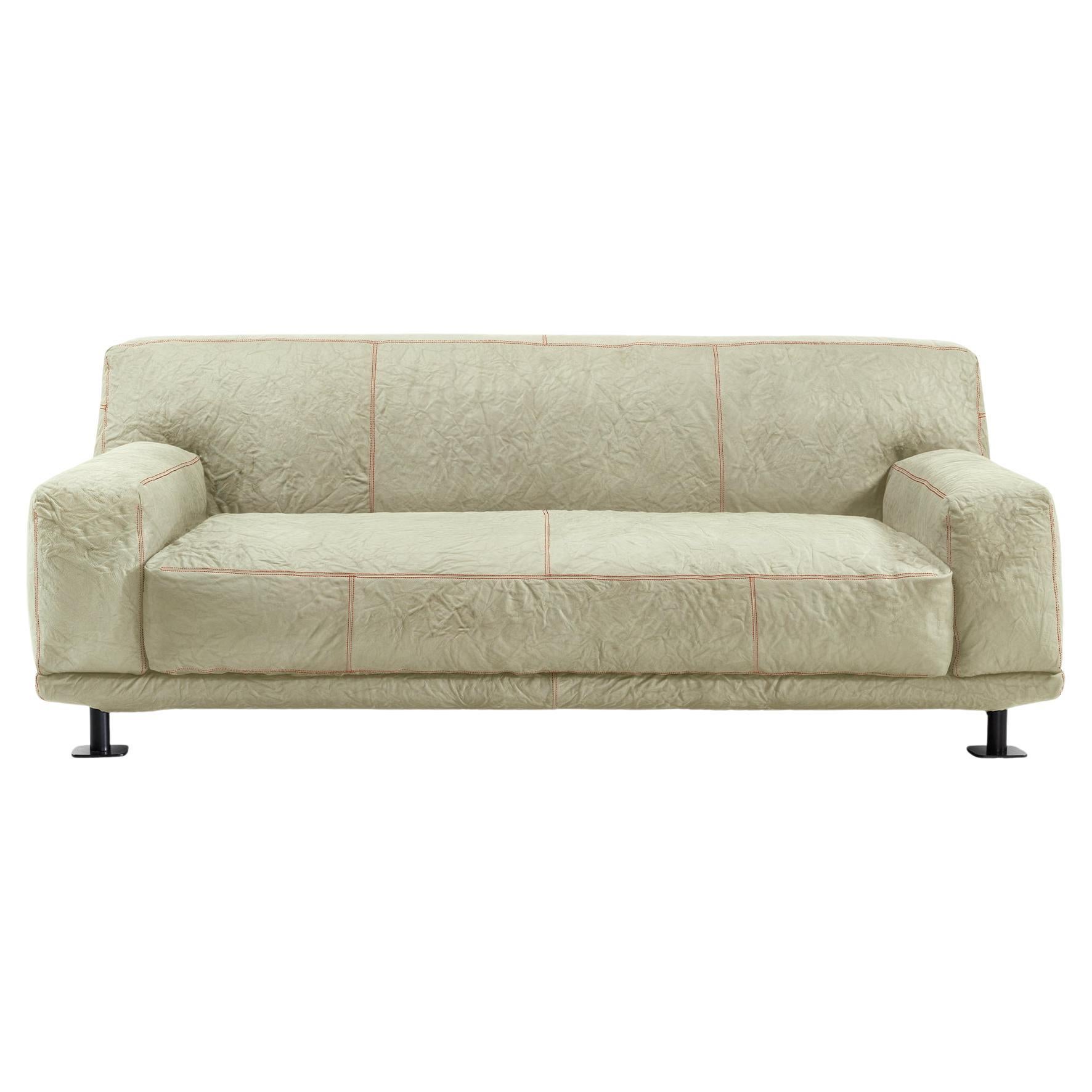 Newcastle 202 Leder-Sofa aus Salt-Amber von Giulio Iacchetti