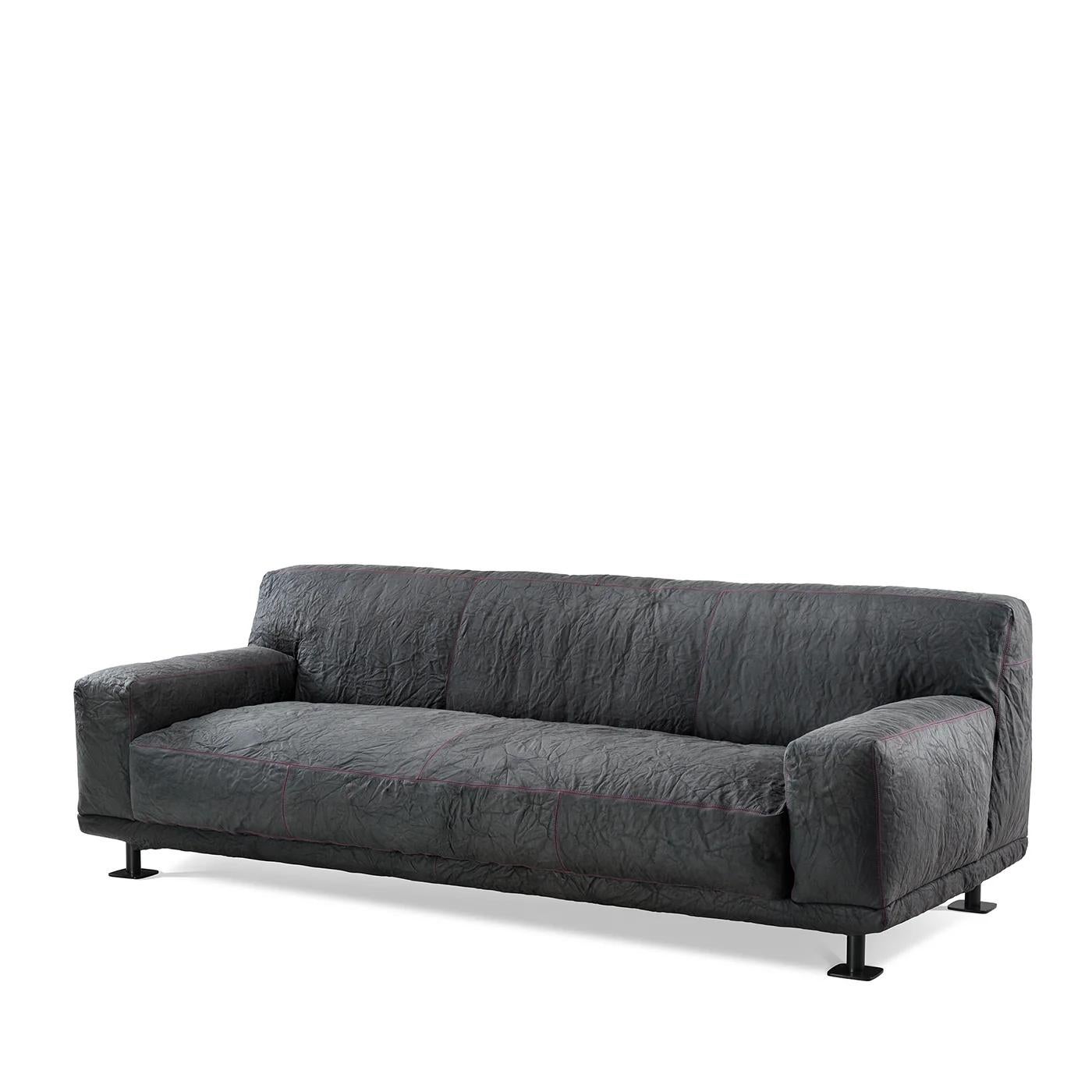 Newcastle 202 Sofa aus Leder von Giulio Iacchetti für Meritalia im Zustand „Neu“ im Angebot in Brooklyn, NY