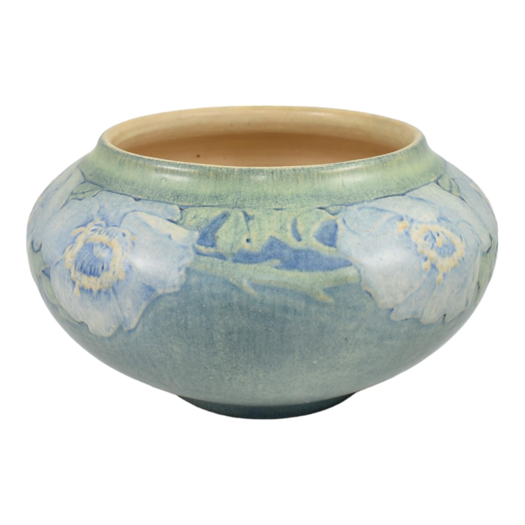 Early 20th Century Newcomb College 1913 Arts and Crafts Pottery Cherokee Rose Blue Bowl Irvine