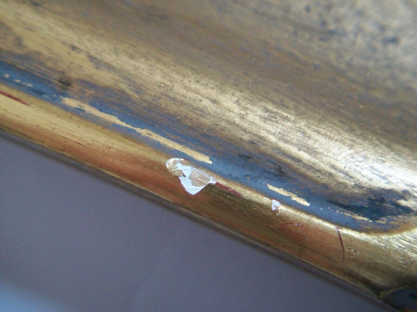 Marco de madera dorada estilo Arts & Crafts Newcomb Macklin, EE.UU., alrededor de 1940 Hoja de oro en venta