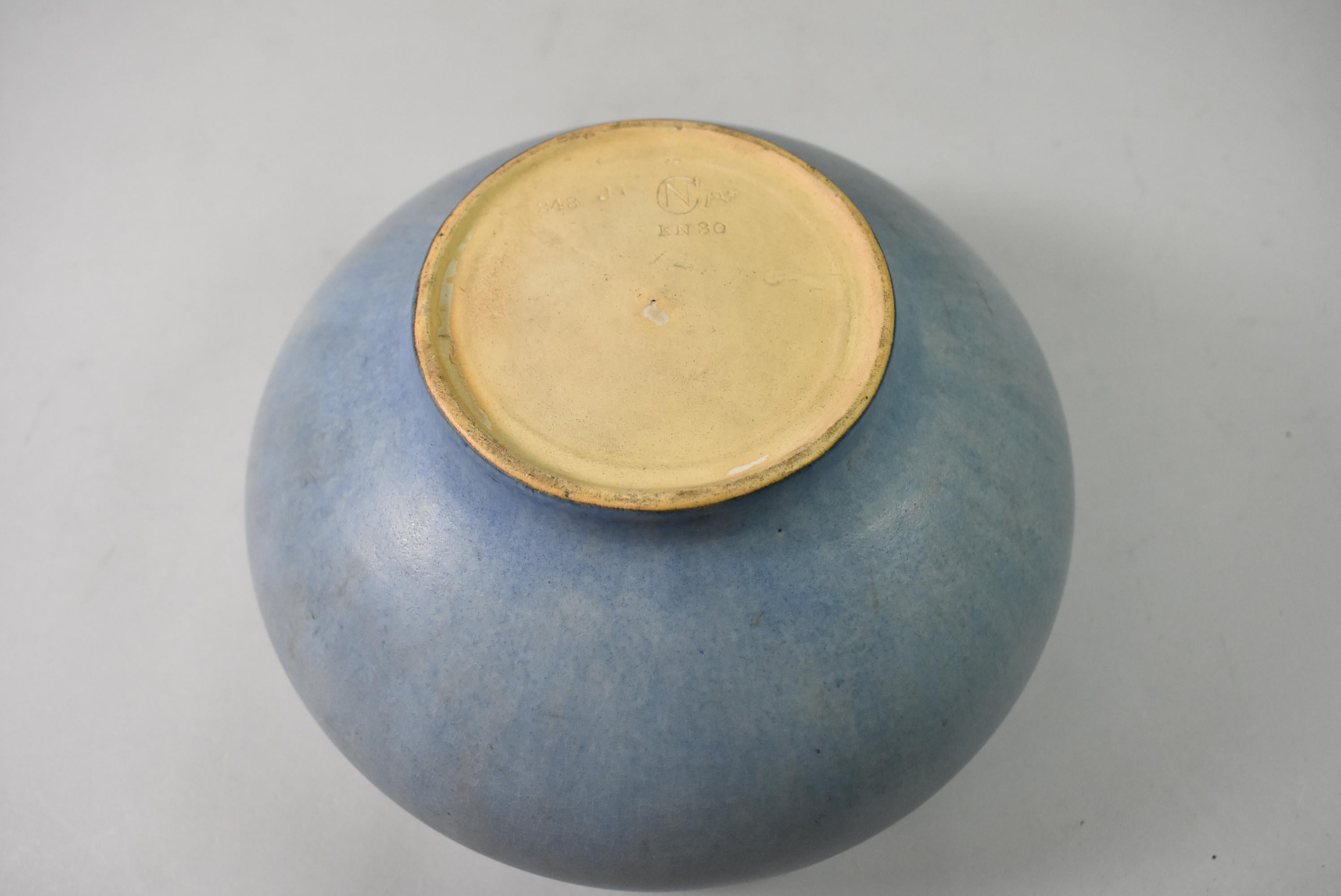 Americano Vaso in ceramica Art Decor del Newcome College decorato da Anna Francis Simpson, 1919 in vendita
