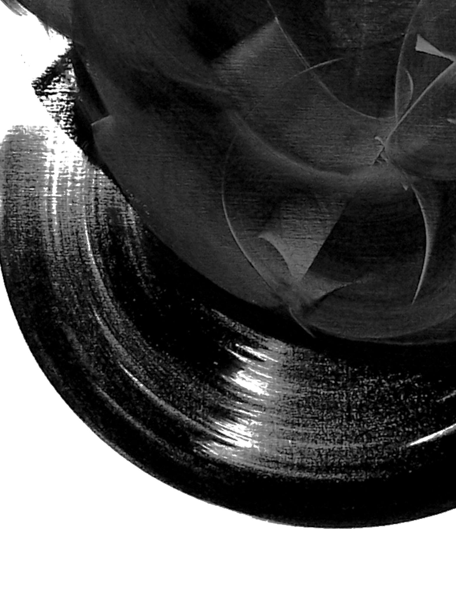 L'opacizzazione della lama, Pittura, Acrilico su tela - Abstract Painting Nero di Newel Hunter