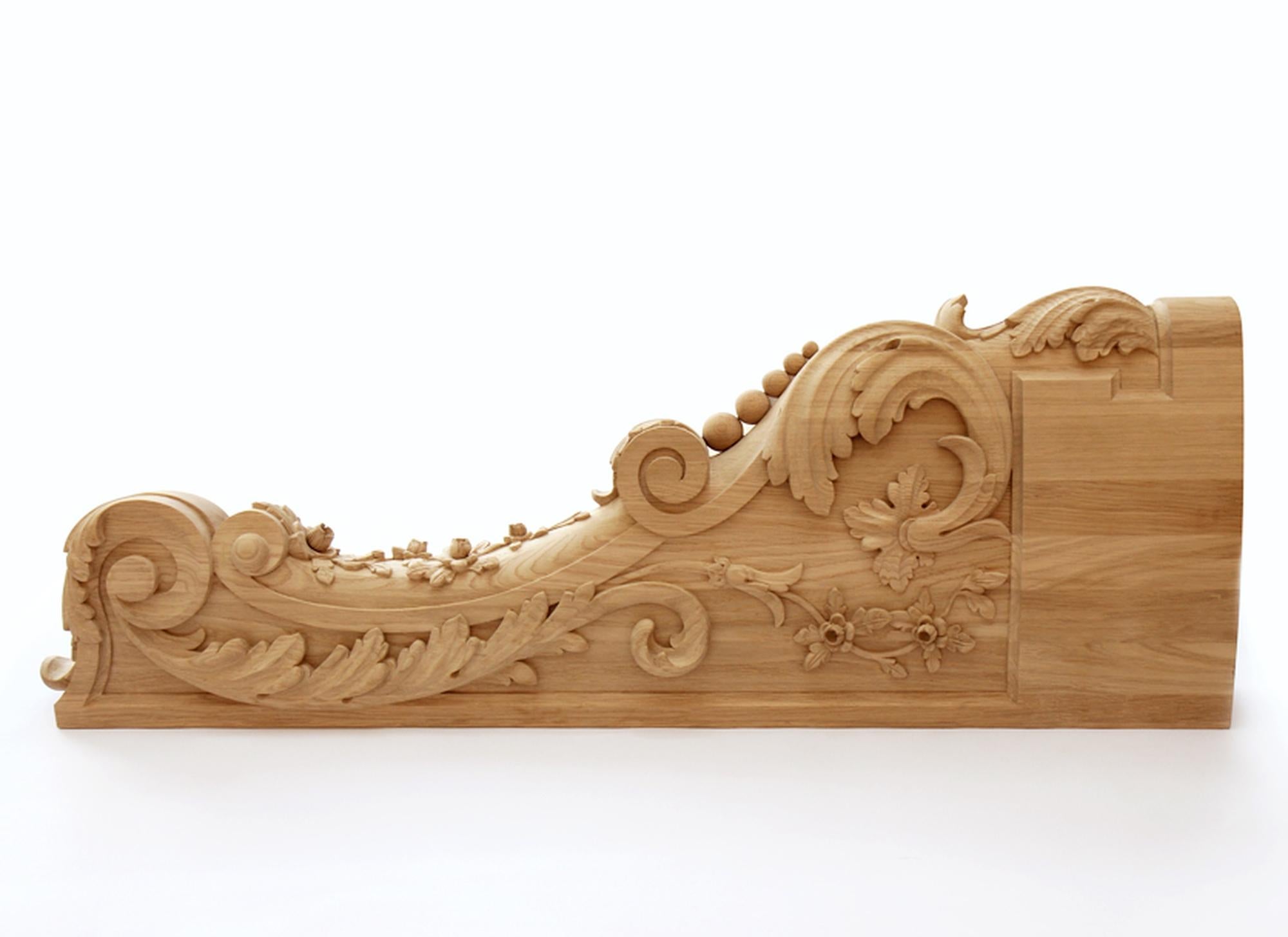 Unfinished high quality carved Newel Post from oak or beech of your choice.

>> SKU: L-003R

>> Dimensions (A x B x C x e):

- 48.9