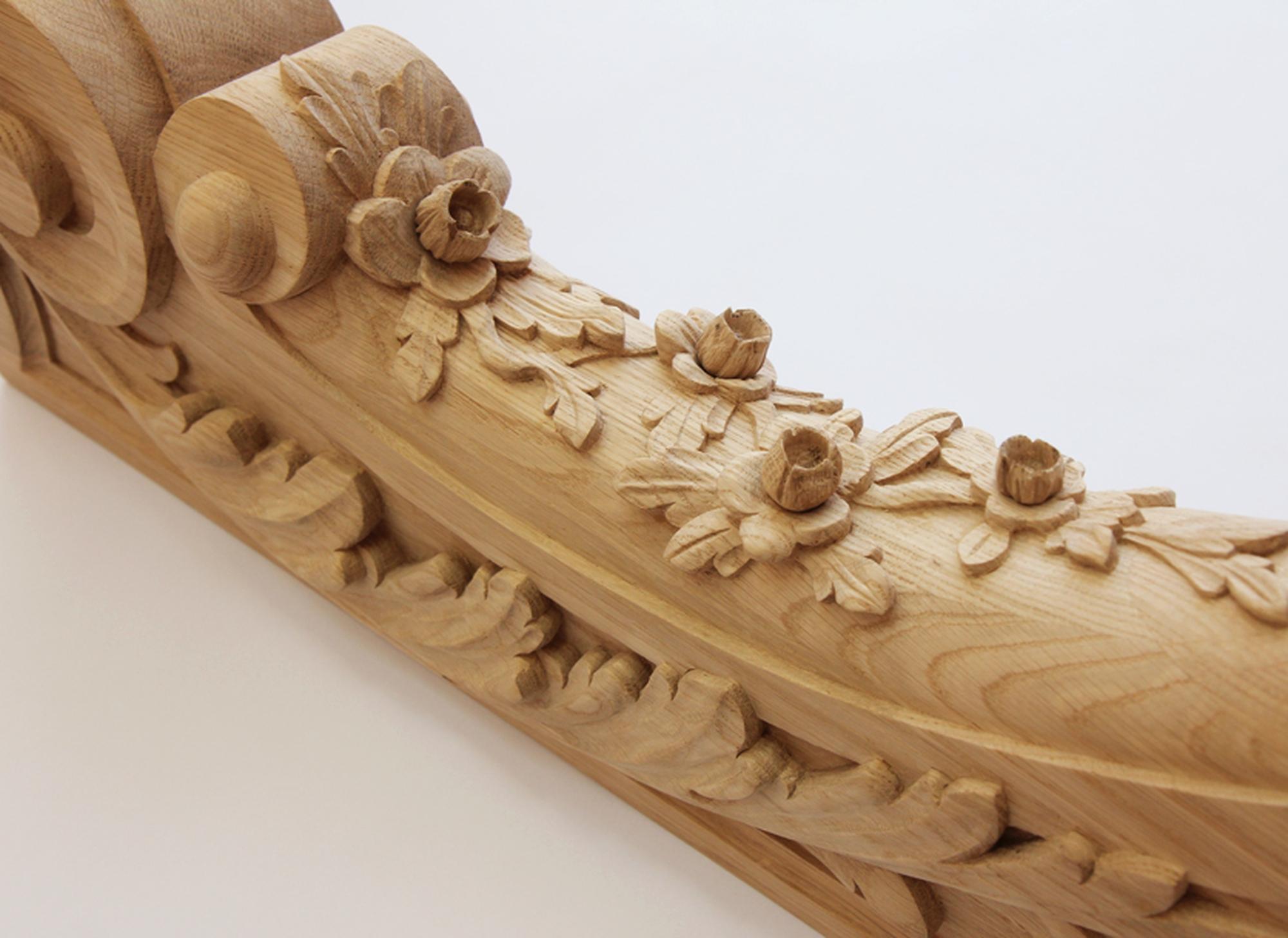 Woodwork Front Pillar for Stairs with acanthus and flowers, Newel Post Stair For Sale