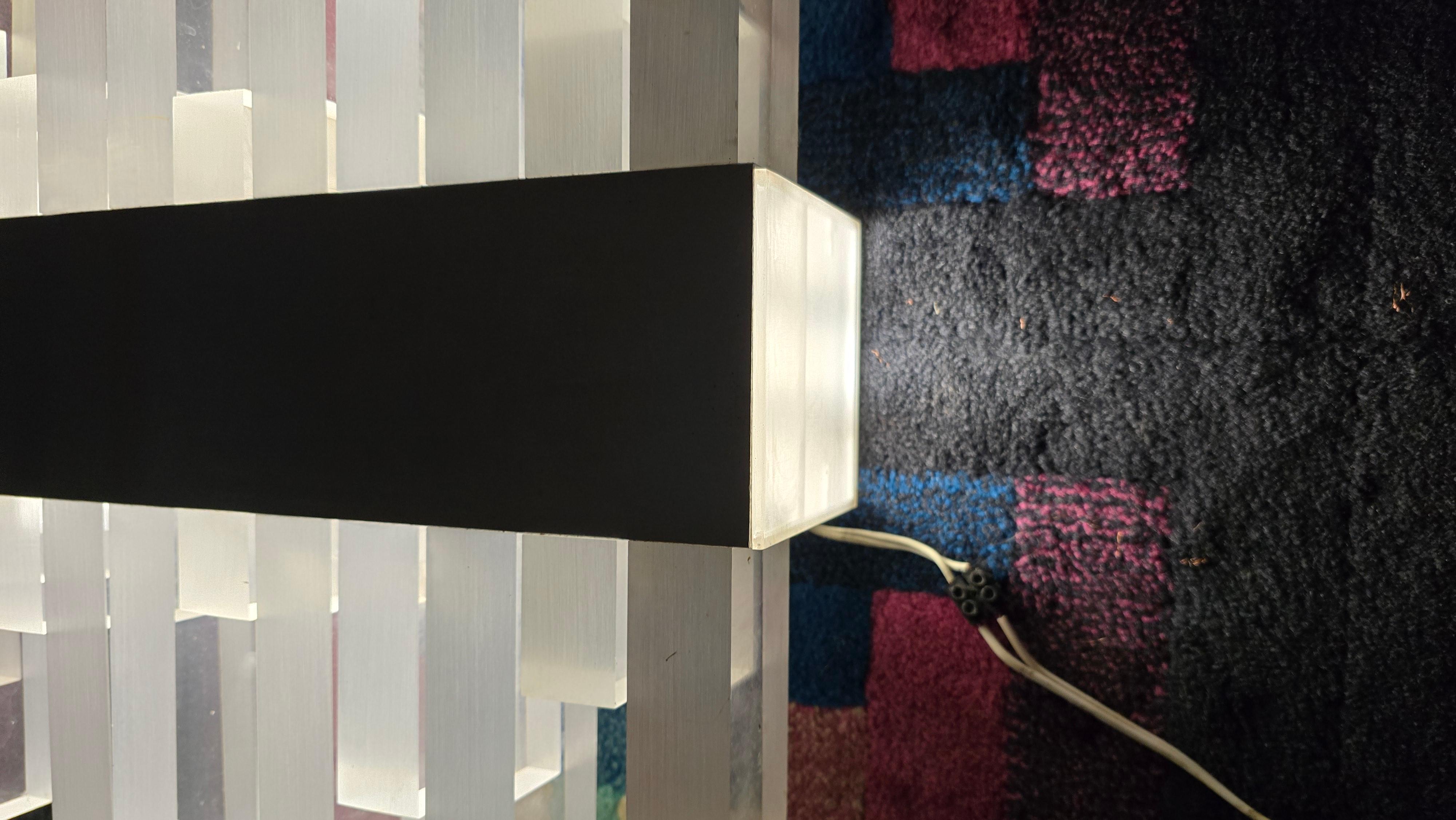 Acciaio Newlamp modello Modulo acciaio design Giuseppe Ravasio 1979 autenticata in vendita