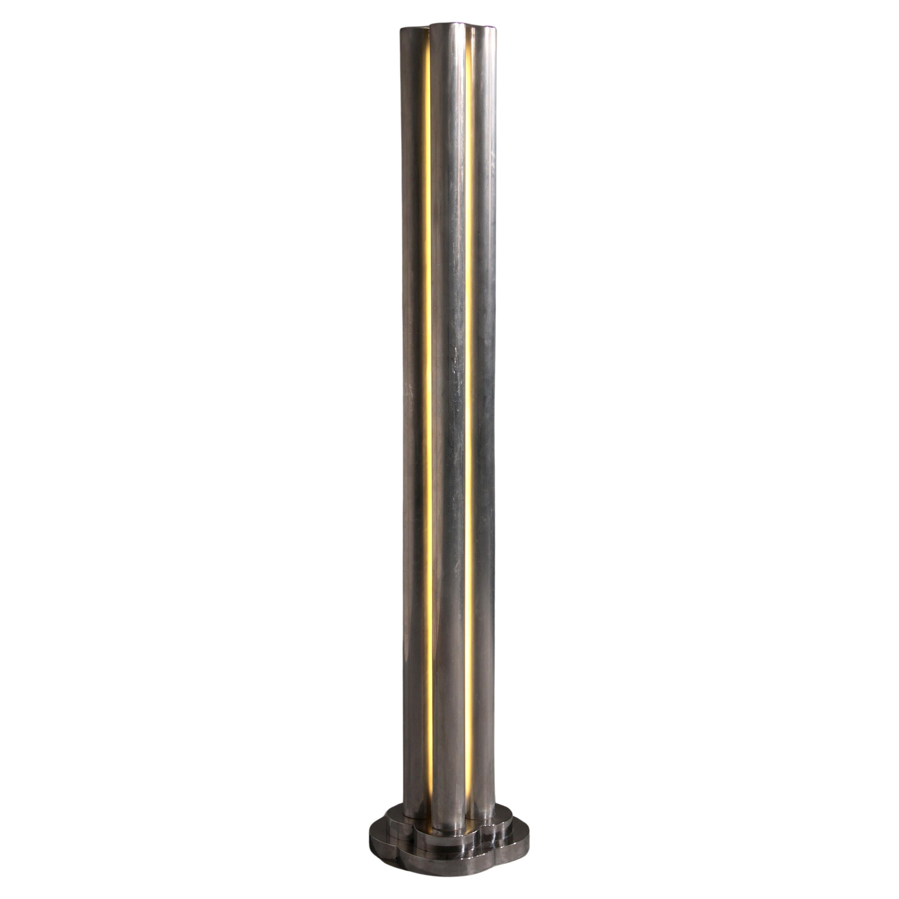 Newlamp Obelisco floor lamp designed by Gianfranco Fini e Fabrizio Cocchia