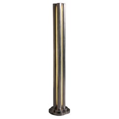 Newlamp Obelisco floor lamp designed by Gianfranco Fini e Fabrizio Cocchia
