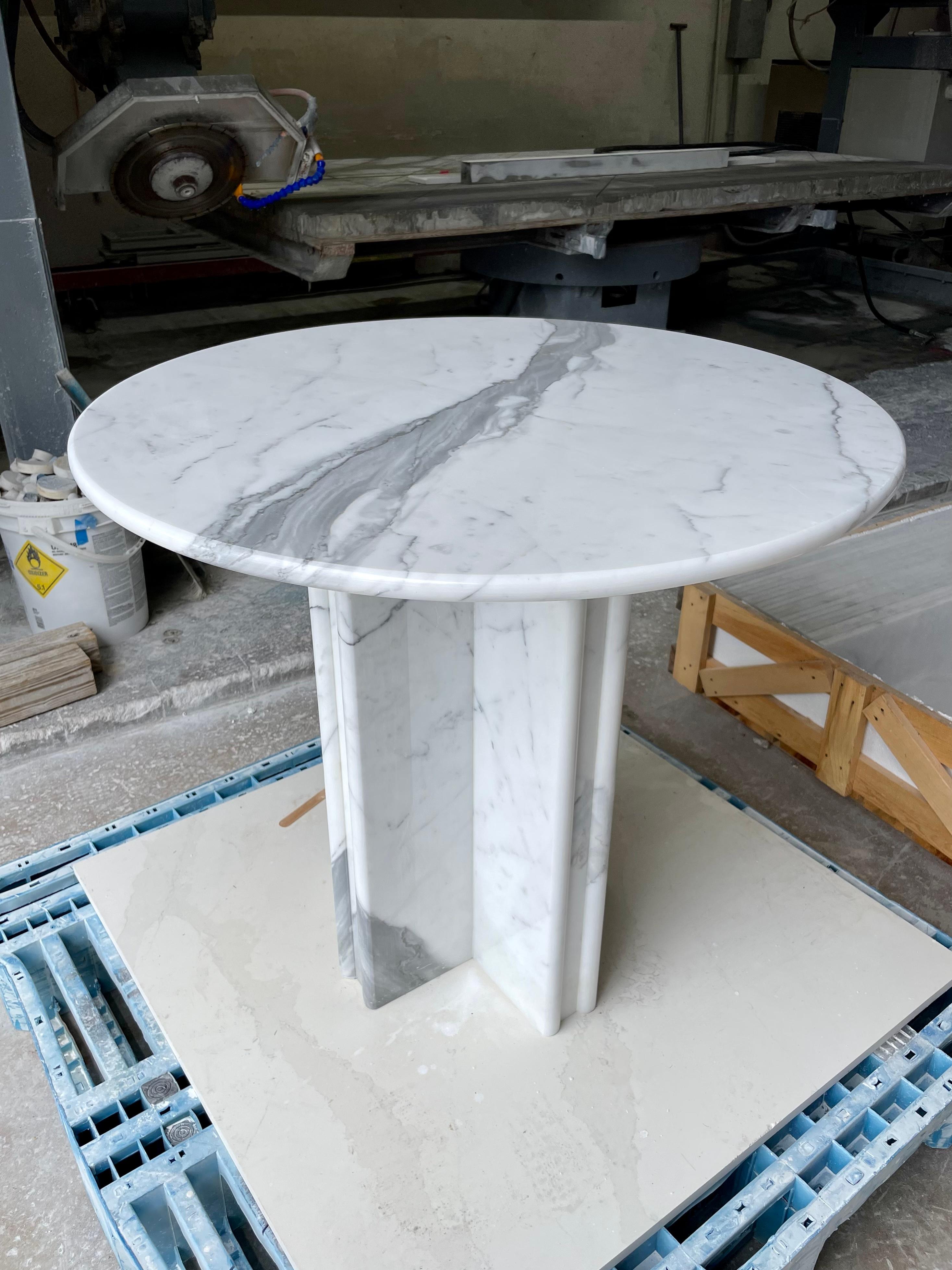 Mid-Century Modern Newly Built Italian Carrara Marble Center or Breakfast Table For Sale