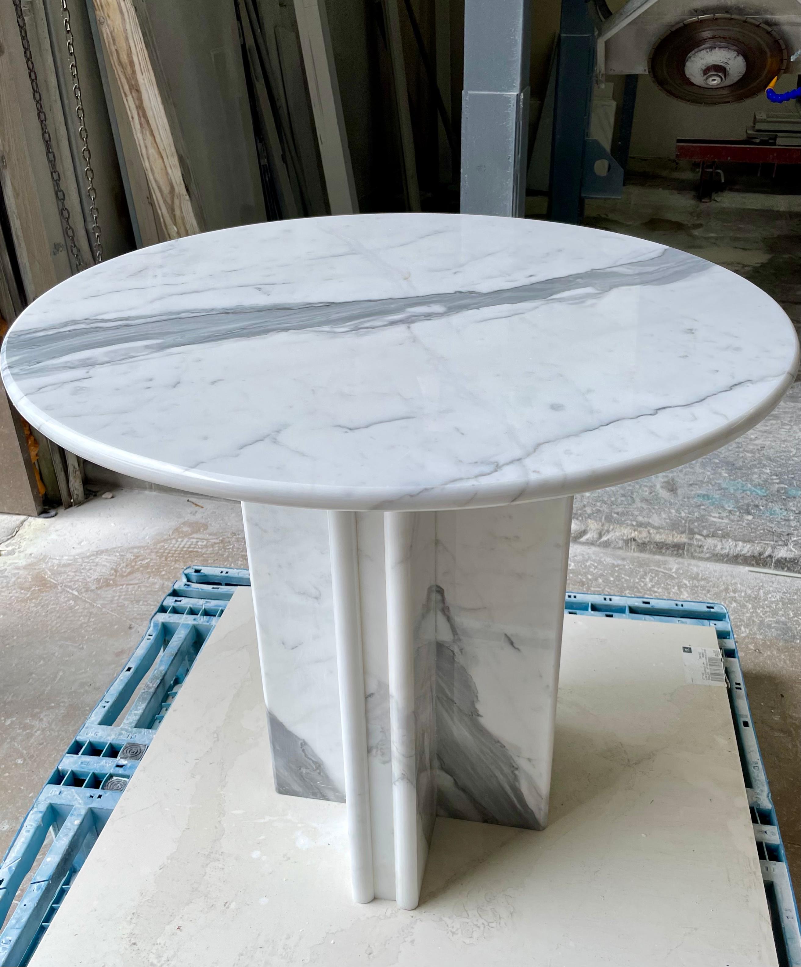Contemporary Newly Built Italian Carrara Marble Center or Breakfast Table For Sale