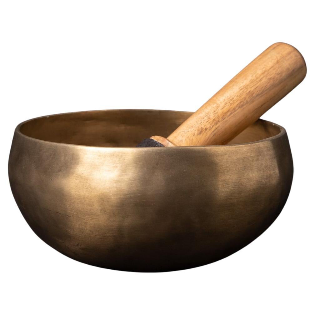 Newly made bronze Singing bowl from Nepal - OriginalBuddhas