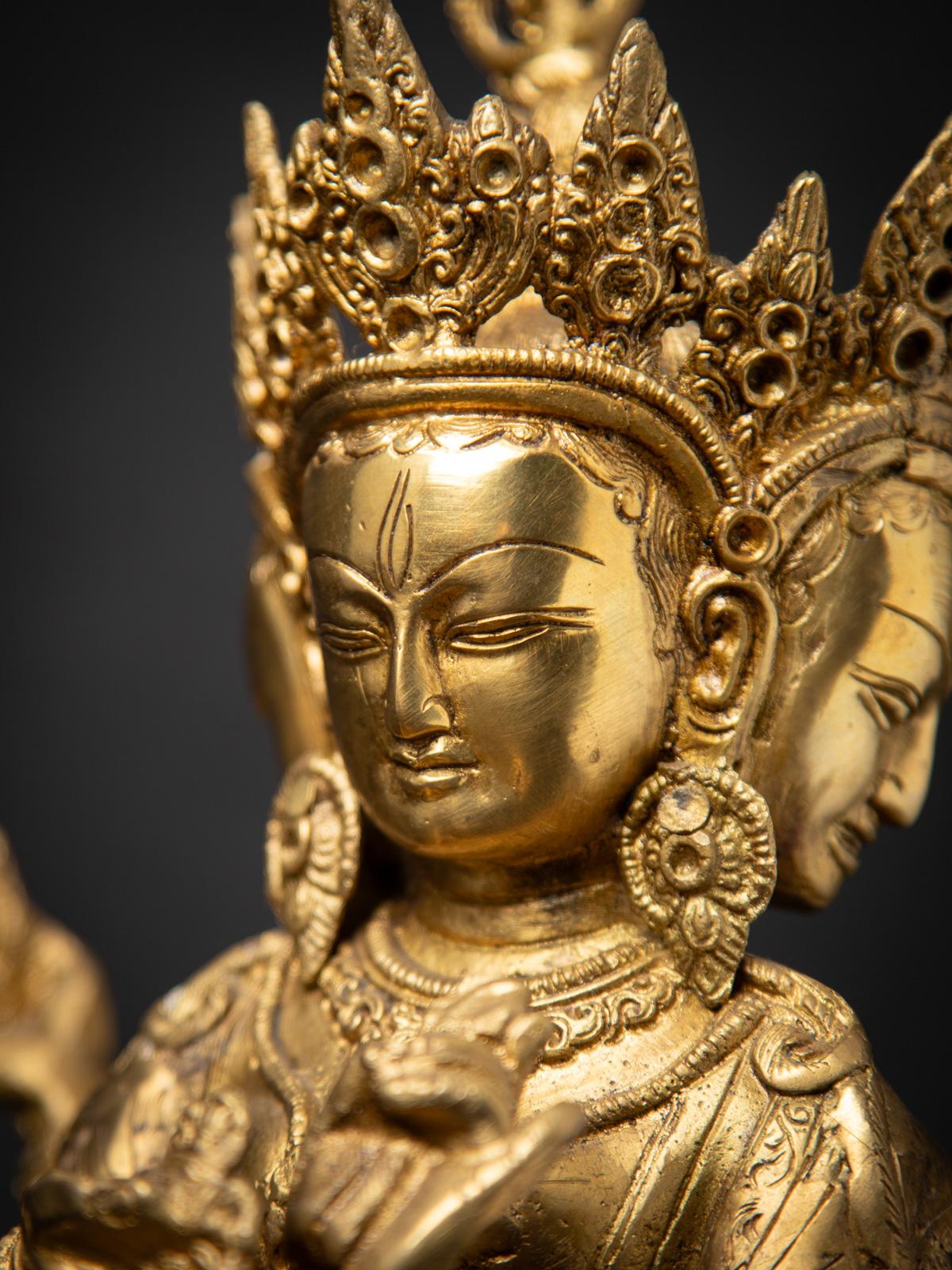 Newly made Bronze statue of Namgyälma - from India For Sale 11