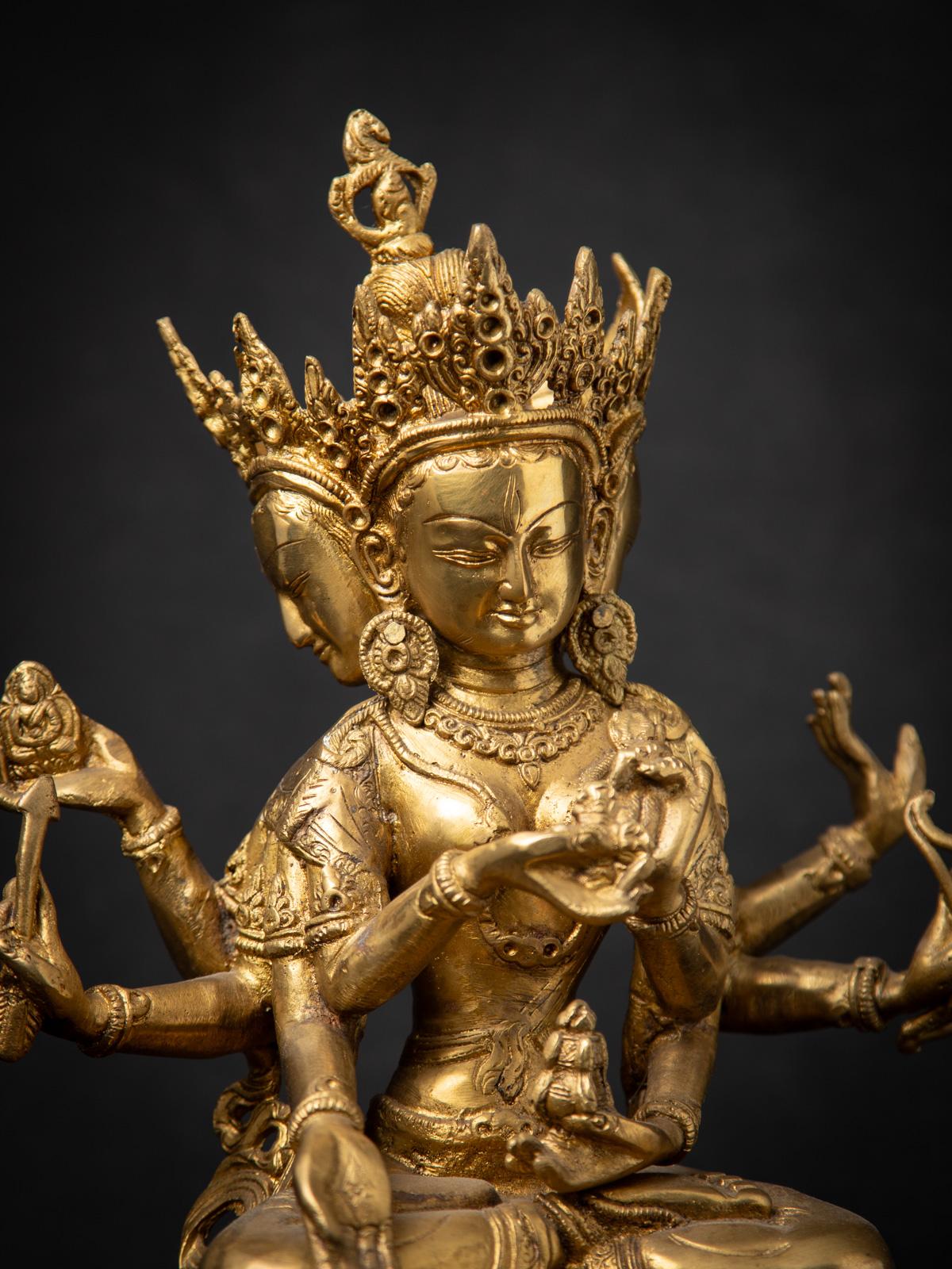 Newly made Bronze statue of Namgyälma - from India For Sale 3