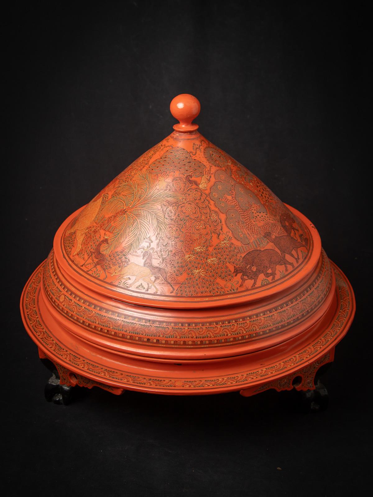 Newly made Burmese lacquerware from Burma - Original Buddhas In Good Condition For Sale In DEVENTER, NL