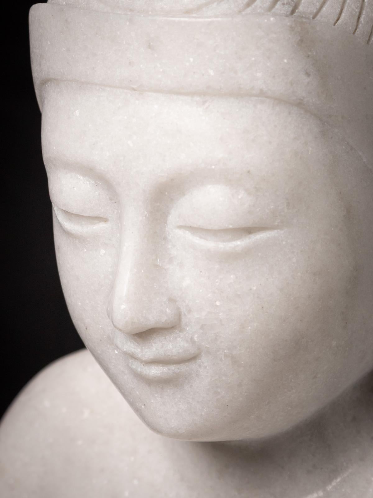 Neu gefertigte burmesische Buddha-Statue aus Marmor – handgeschnitzte Statue – OriginalBuddhas im Angebot 10