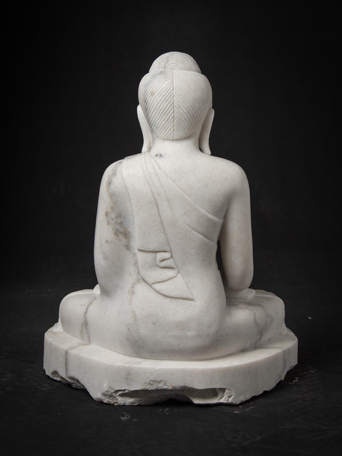 statue de Bouddha en marbre birman nouvellement fabriquée - statue sculptée à la main - Bouddhas originaux en vente 9