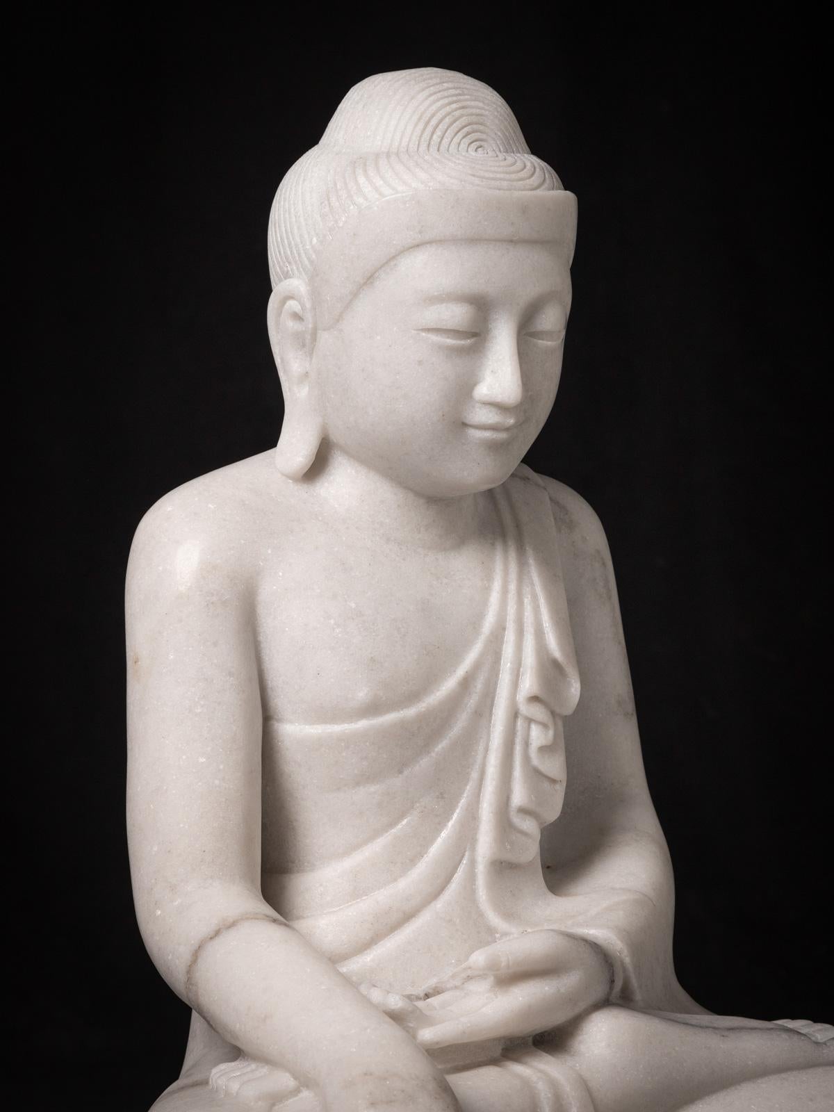 Neu gefertigte burmesische Buddha-Statue aus Marmor – handgeschnitzte Statue – OriginalBuddhas im Angebot 2