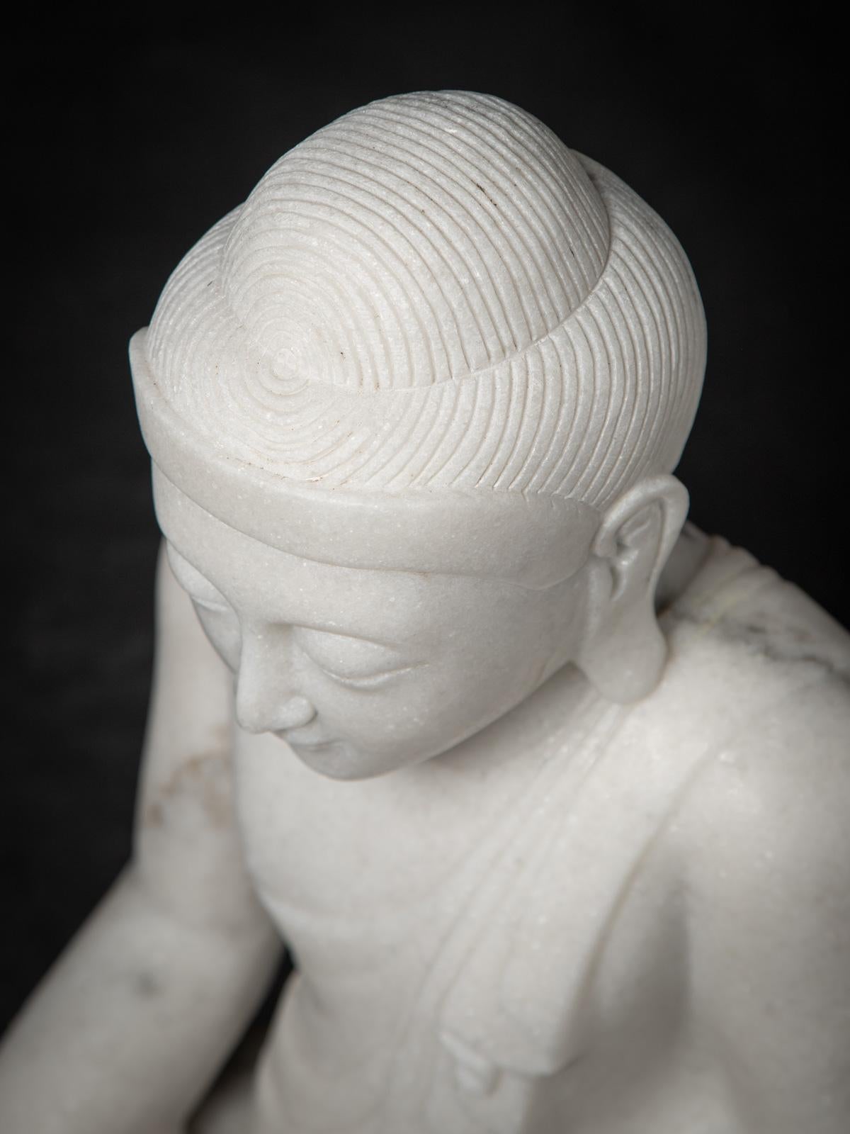 statue de Bouddha en marbre birman nouvellement fabriquée - statue sculptée à la main - Bouddhas originaux en vente 1