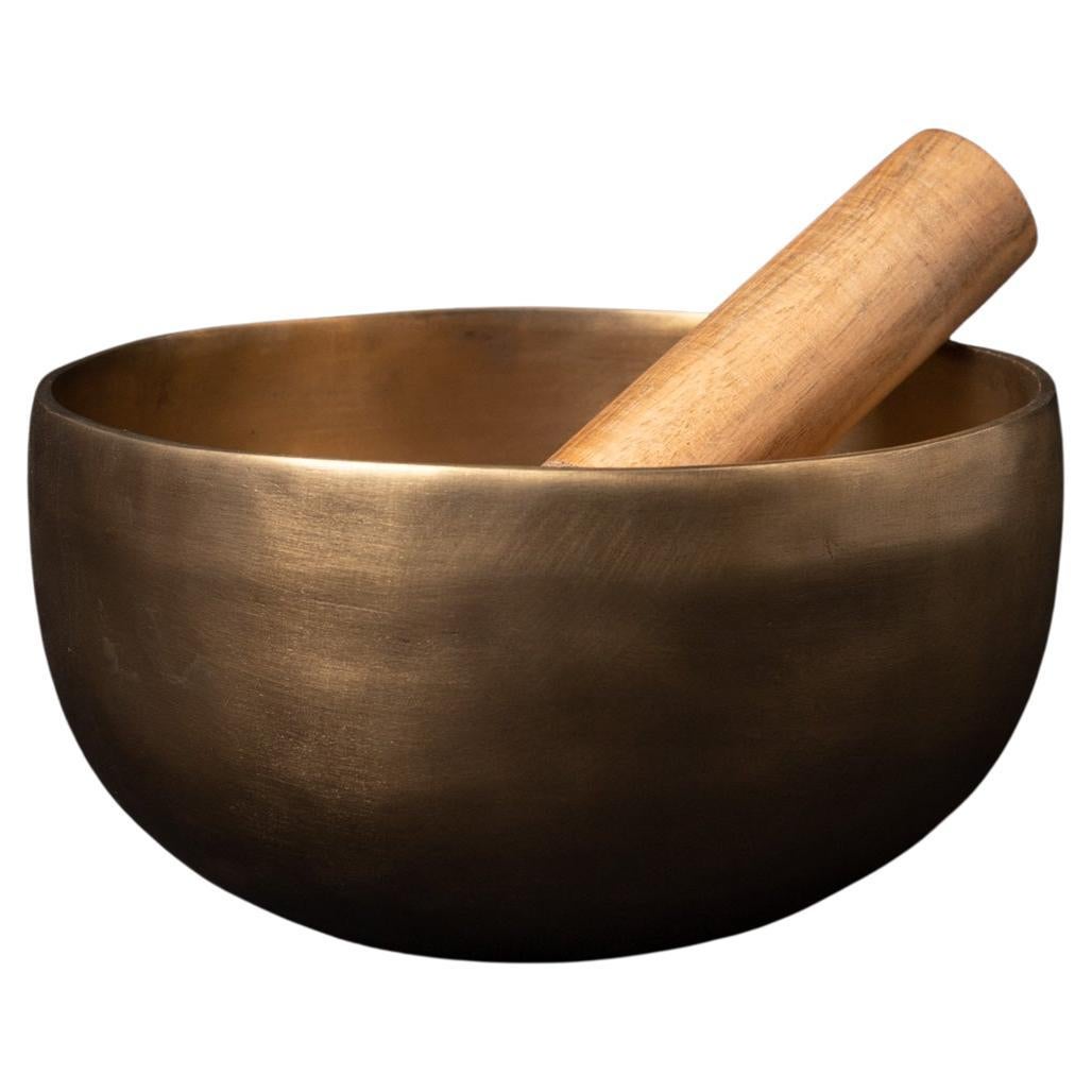 Newly made high quality bronze Nepali Singing Bowl - OriginalBuddhas For Sale