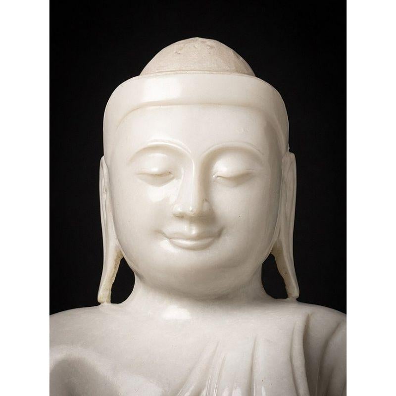 Buddha-Statue aus Marmor aus Burma, neu gefertigt (Birmanisch) im Angebot