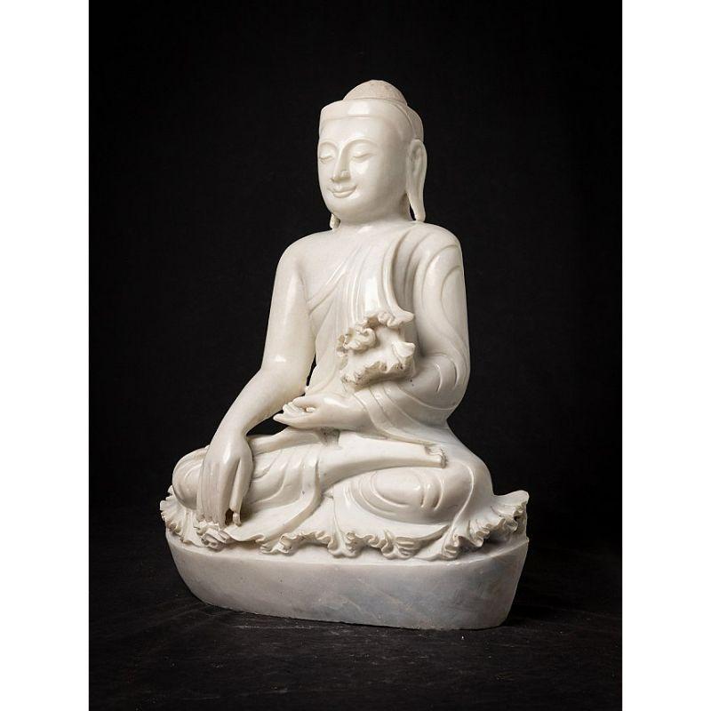 Buddha-Statue aus Marmor aus Burma, neu gefertigt im Zustand „Gut“ im Angebot in DEVENTER, NL