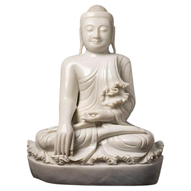 Buddha-Statue aus Marmor aus Burma, neu gefertigt im Angebot