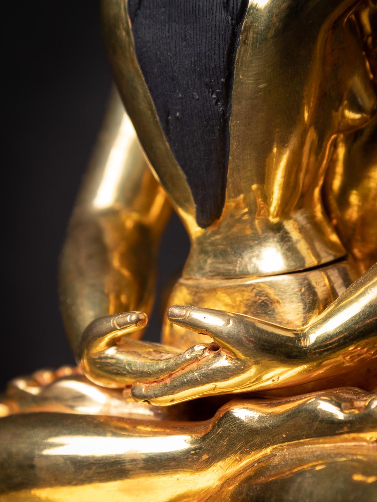 statue Samantabhadra, nouvellement fabriquée au Népal, face en or - Bouddhas originaux en vente 5