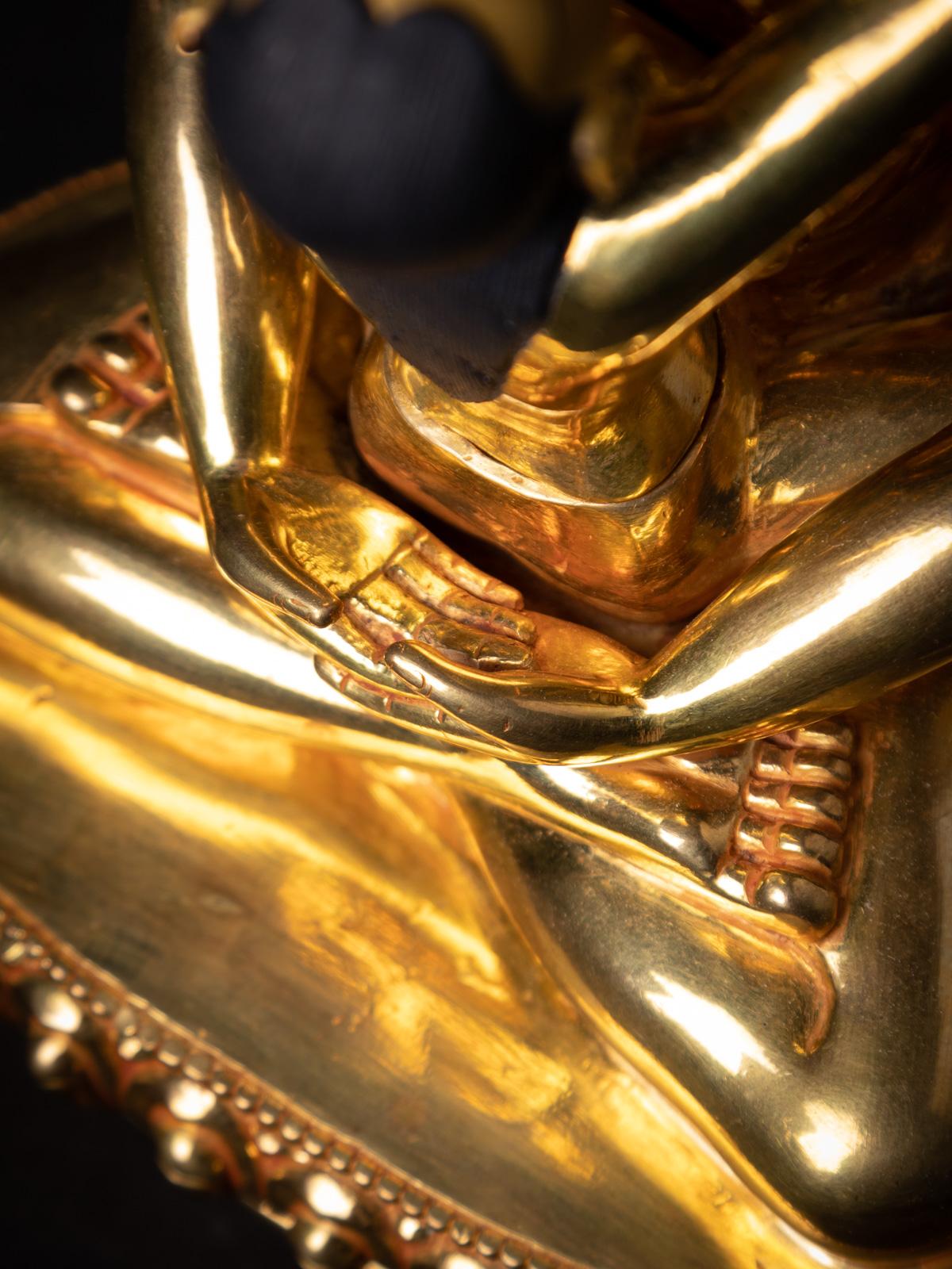 statue Samantabhadra, nouvellement fabriquée au Népal, face en or - Bouddhas originaux en vente 10