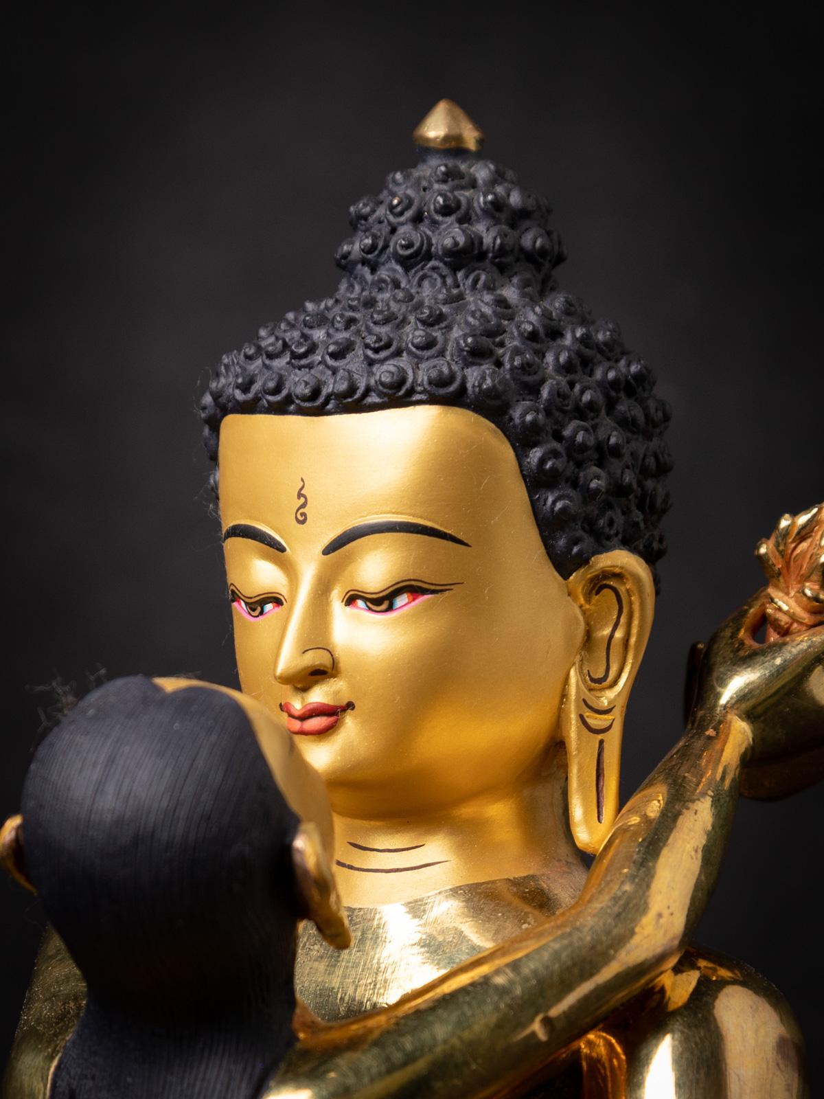 statue Samantabhadra, nouvellement fabriquée au Népal, face en or - Bouddhas originaux en vente 1