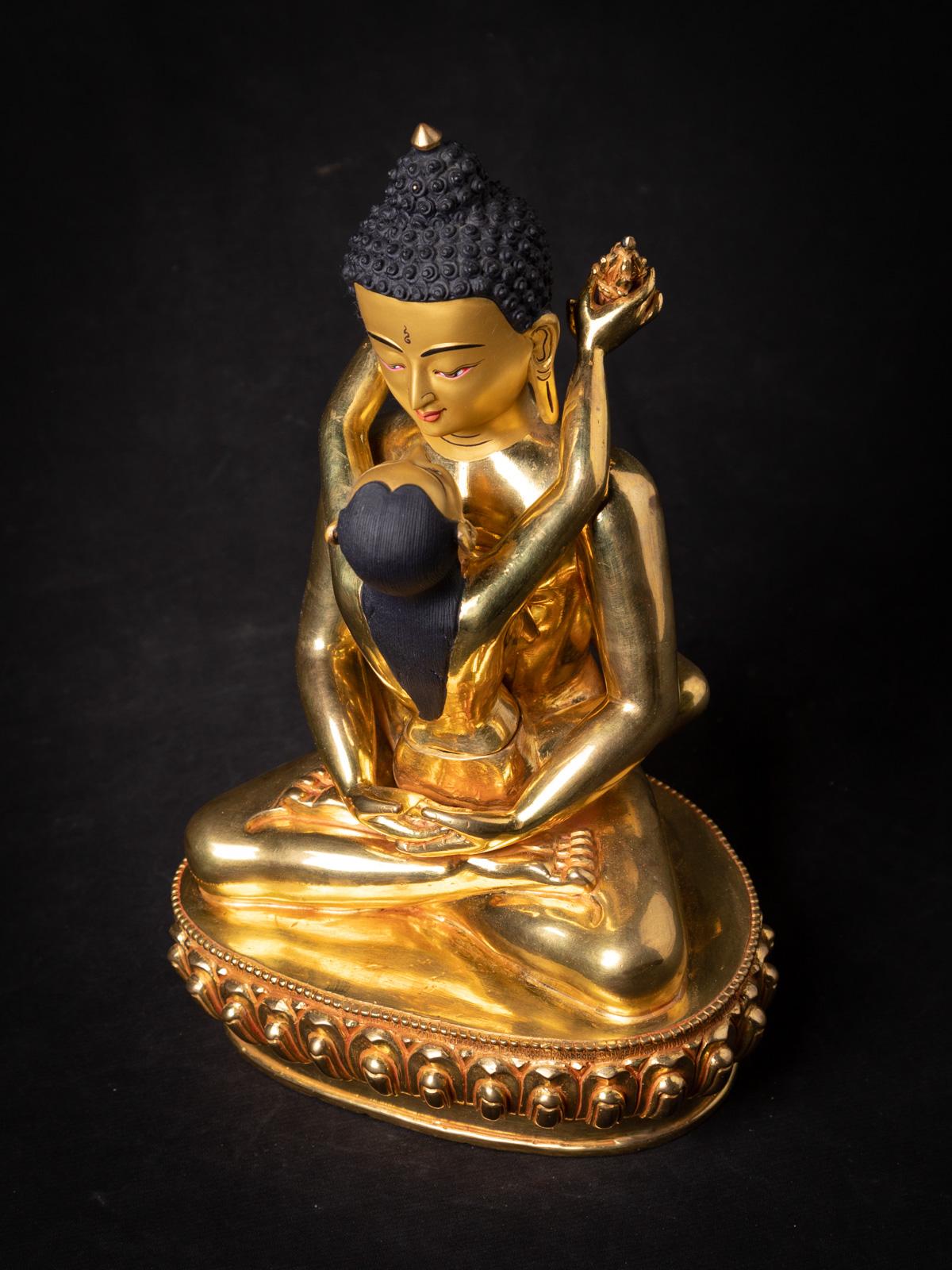statue Samantabhadra, nouvellement fabriquée au Népal, face en or - Bouddhas originaux en vente 2