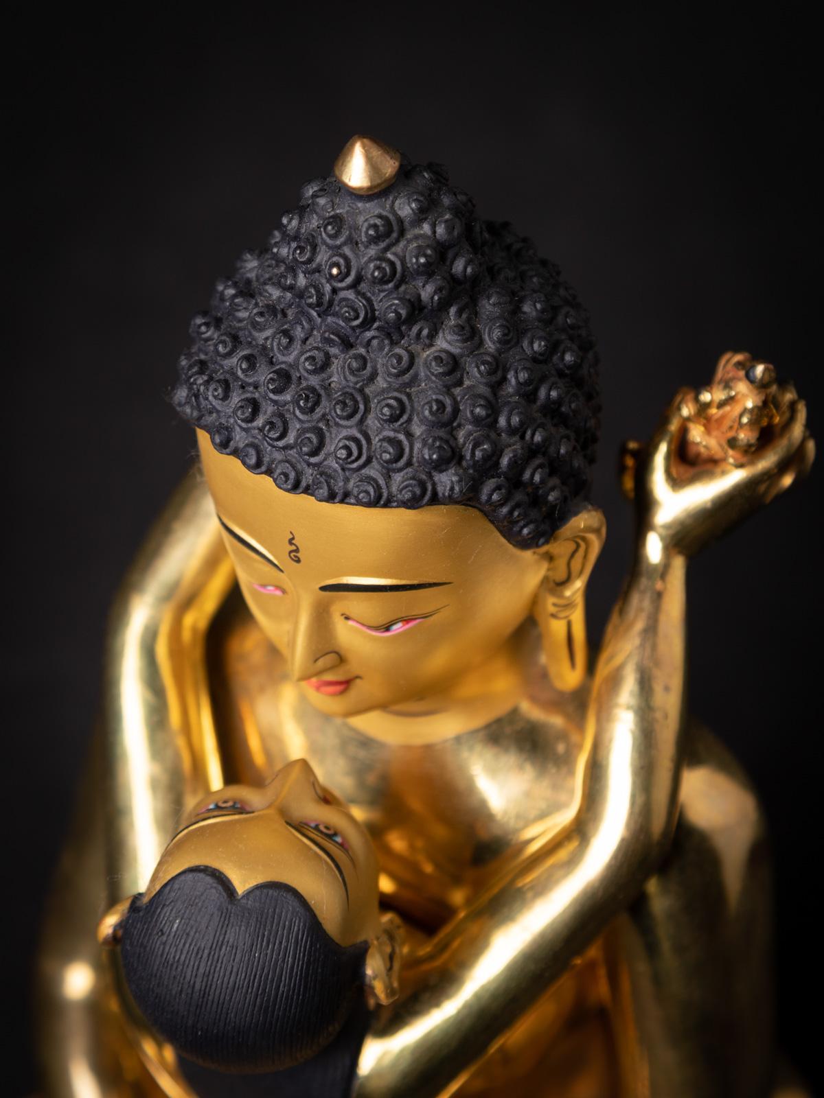 statue Samantabhadra, nouvellement fabriquée au Népal, face en or - Bouddhas originaux en vente 3