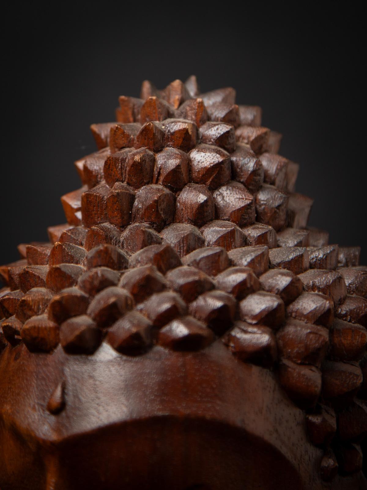 Tête de bouddha en bois de teck nouvellement fabriquée en Indonésie en vente 7