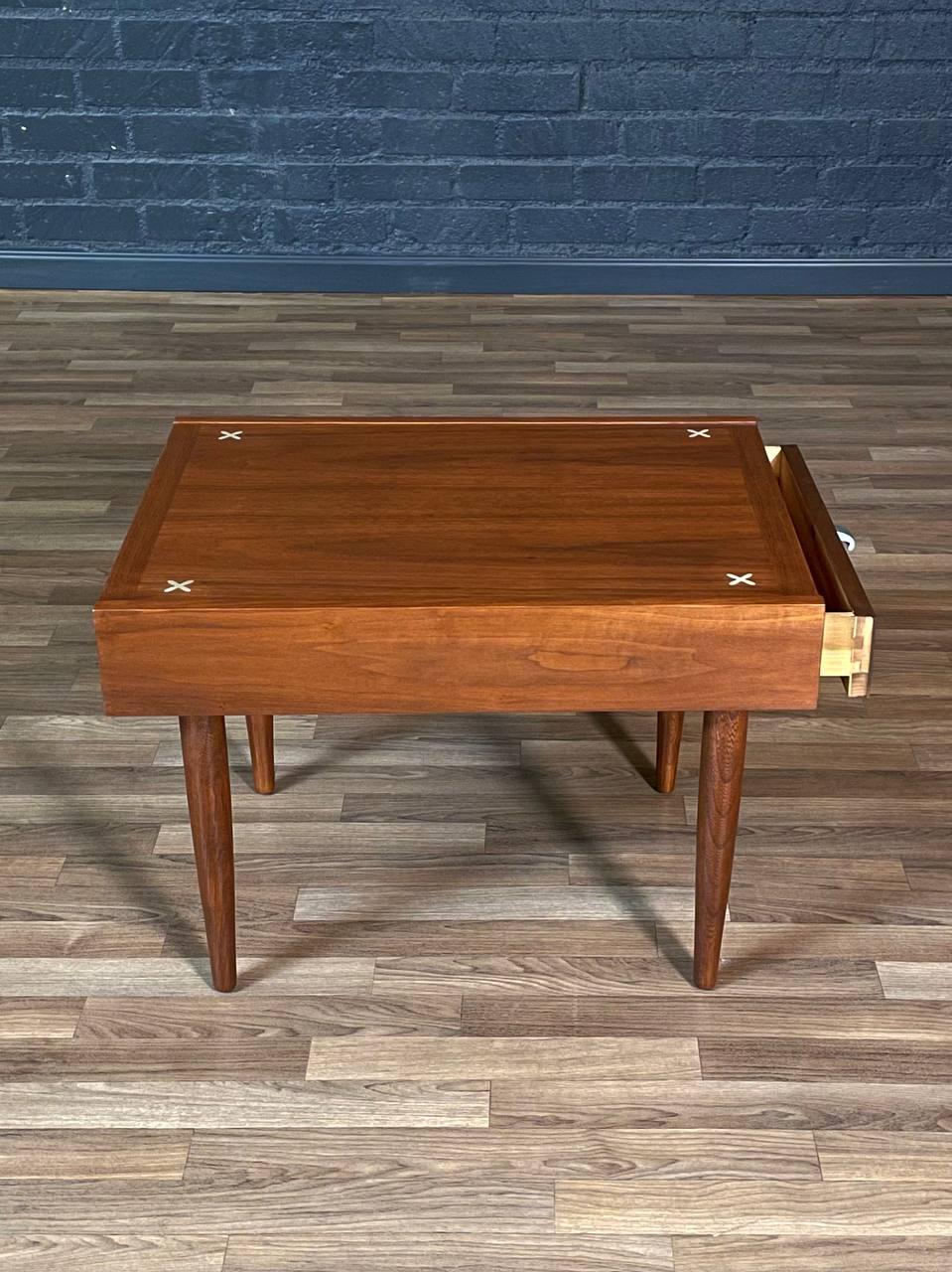 Mid-20th Century Newly Refinished -American of Martinsville “Accord” Side Table by Merton Gershun For Sale