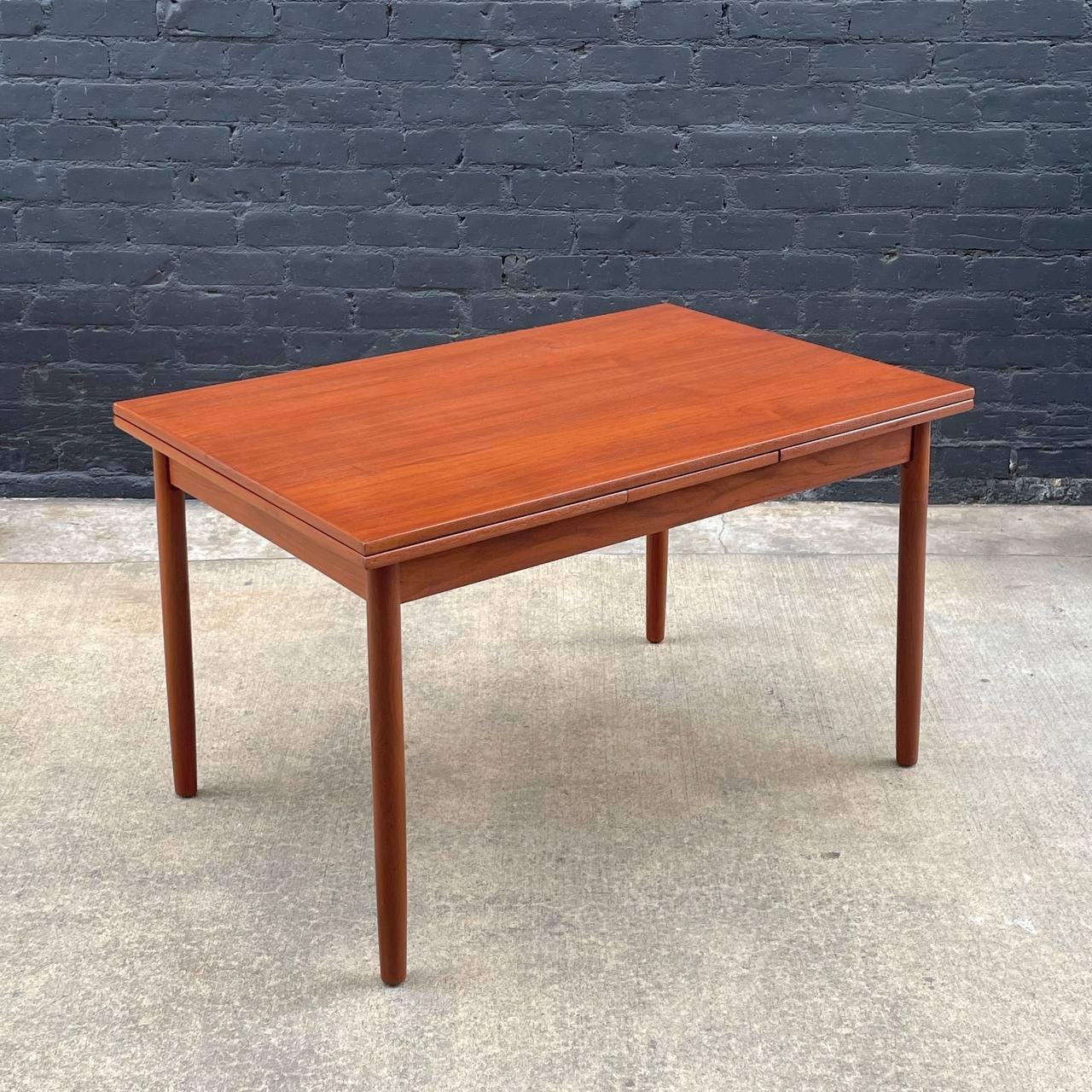 Mid-Century Modern Newly Refinished - Danish Modern Teak Expanding Draw-Leaf Dining Table  For Sale