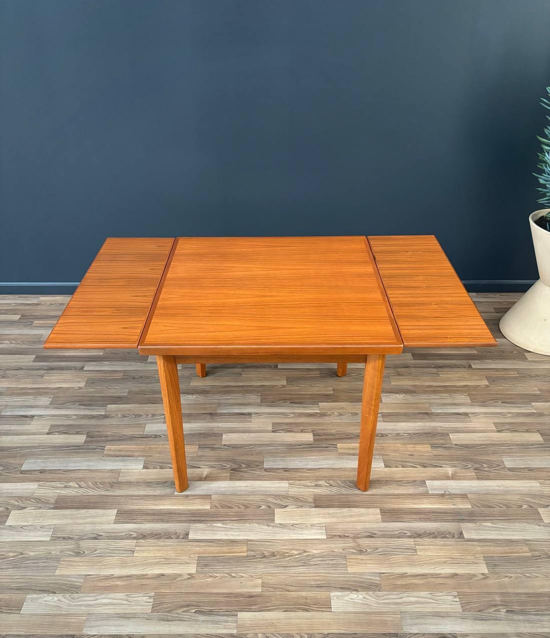 Mid-20th Century Newly Refinished - Danish Modern Teak Expanding Draw-Leaf Dining Table For Sale
