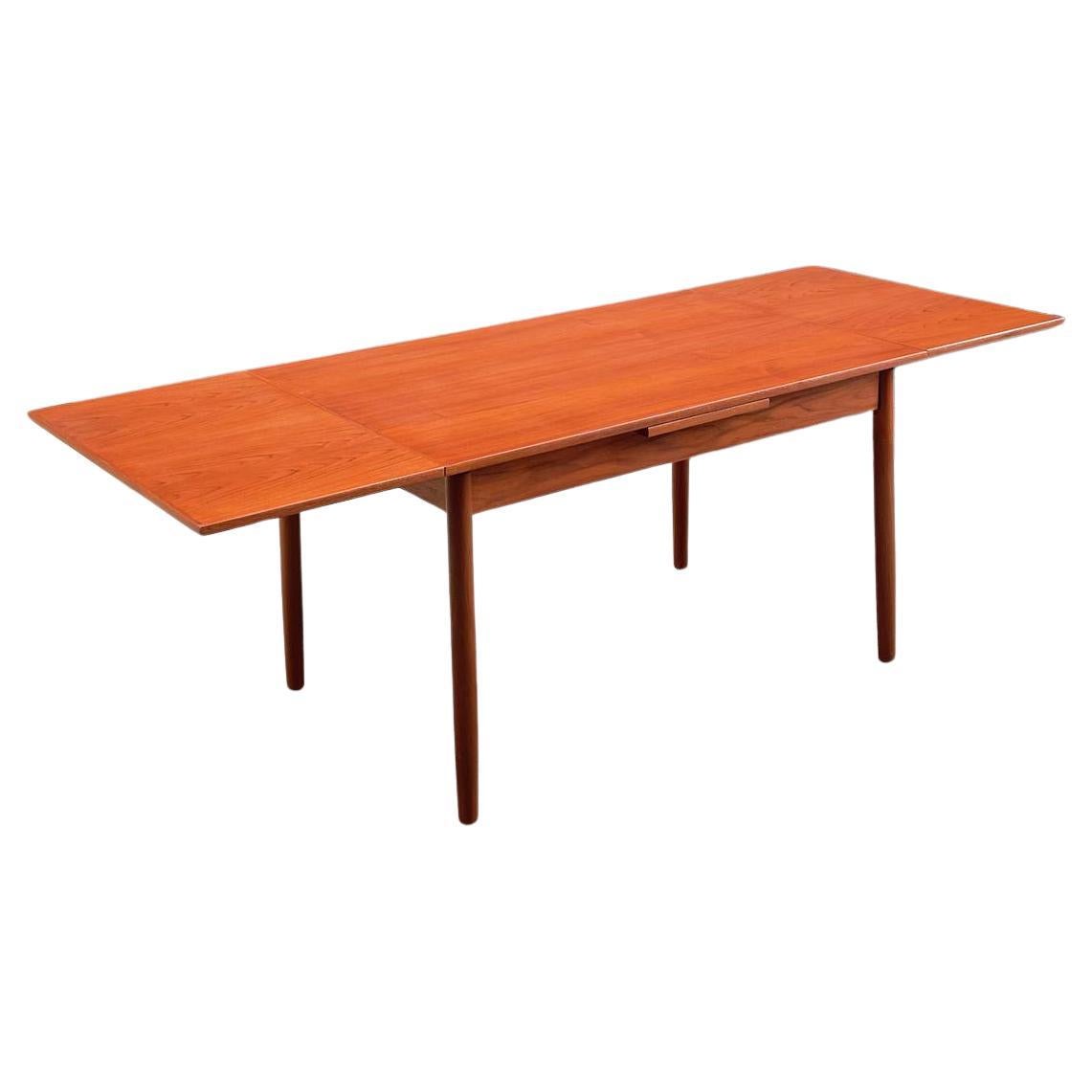 Newly Refinished - Danish Modern Teak Expanding Draw-Leaf Dining Table  For Sale